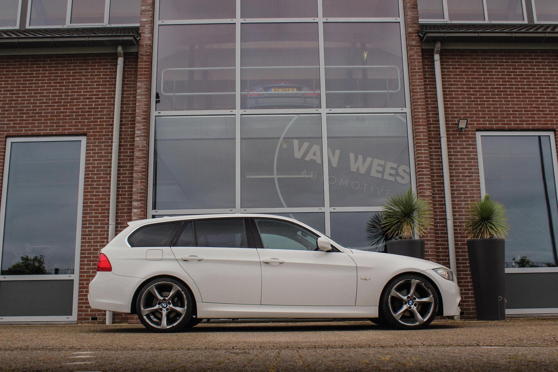 Foto van BMW 325i
