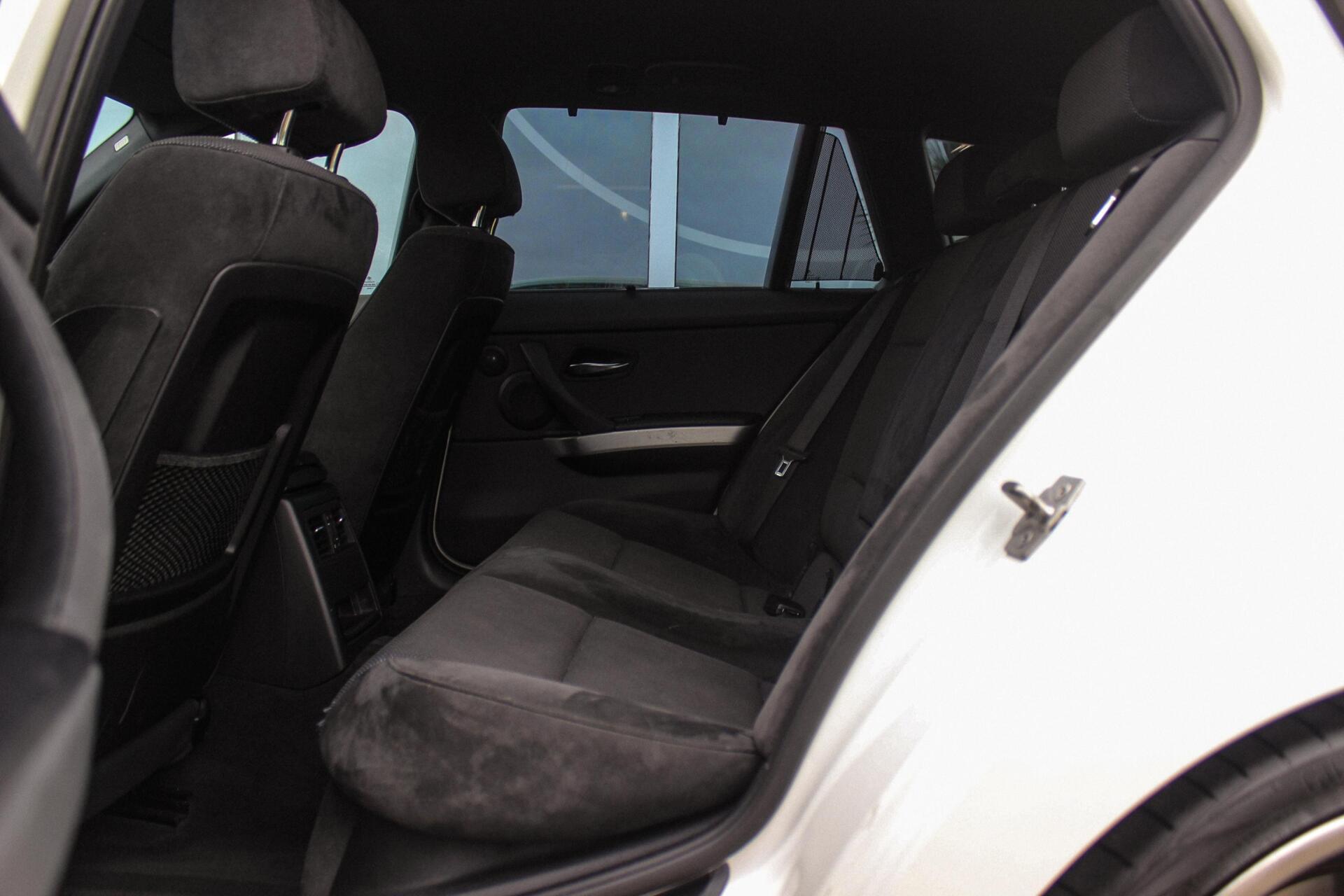 Foto van BMW 325i