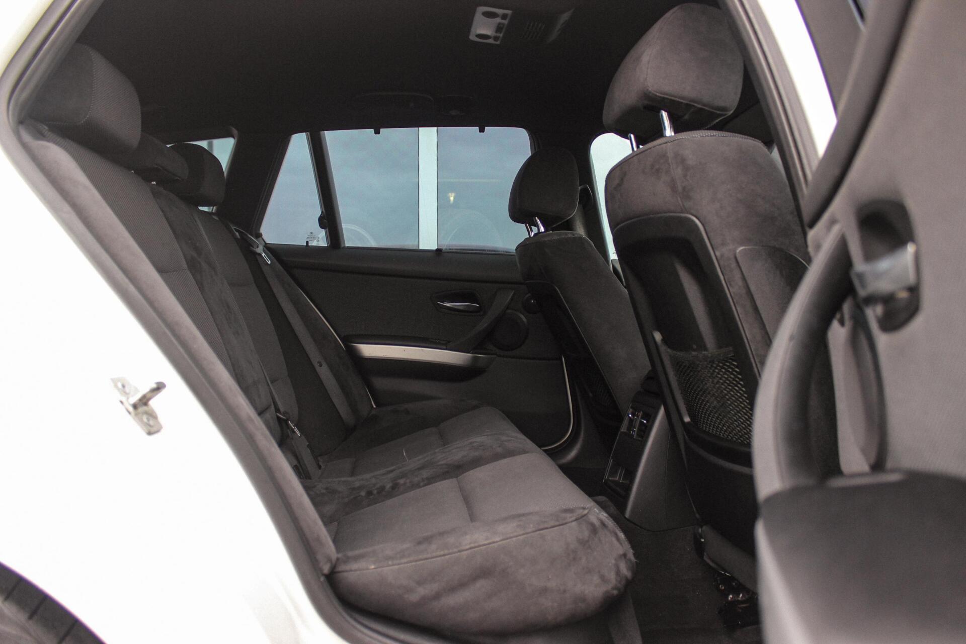 Foto van BMW 325i