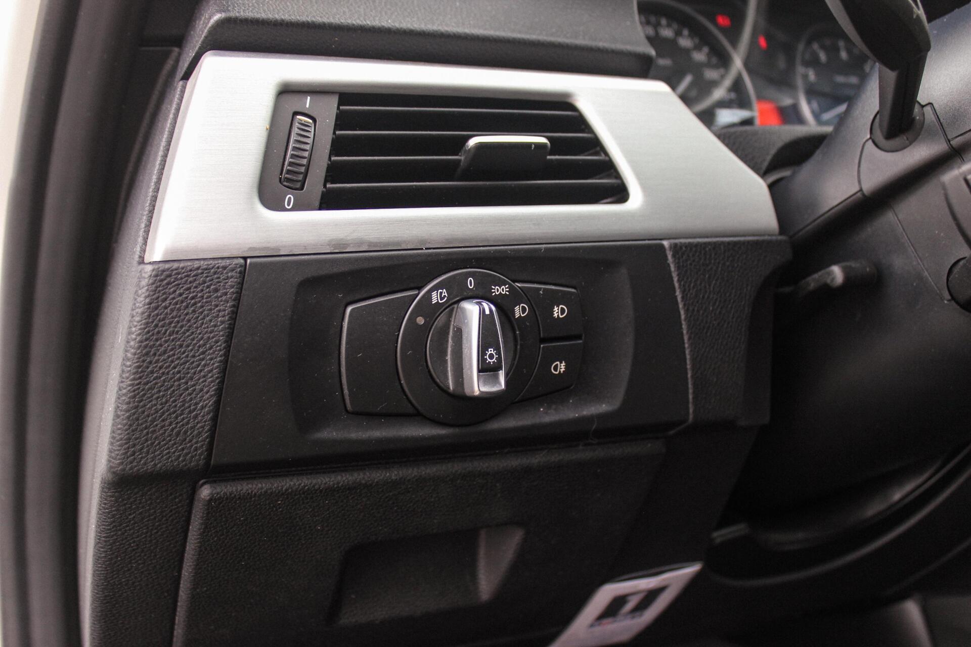Foto van BMW 325i