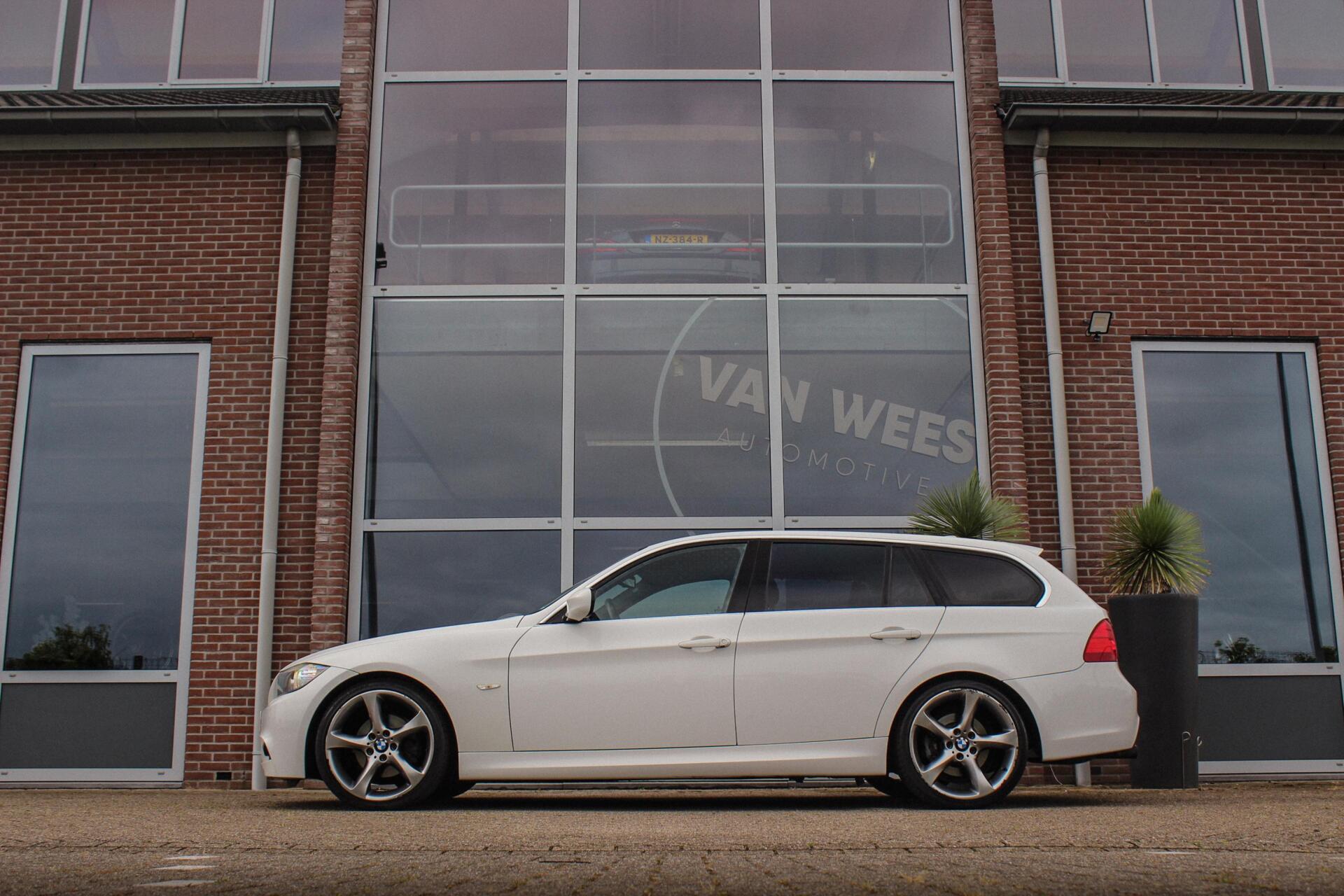 Foto van BMW 325i