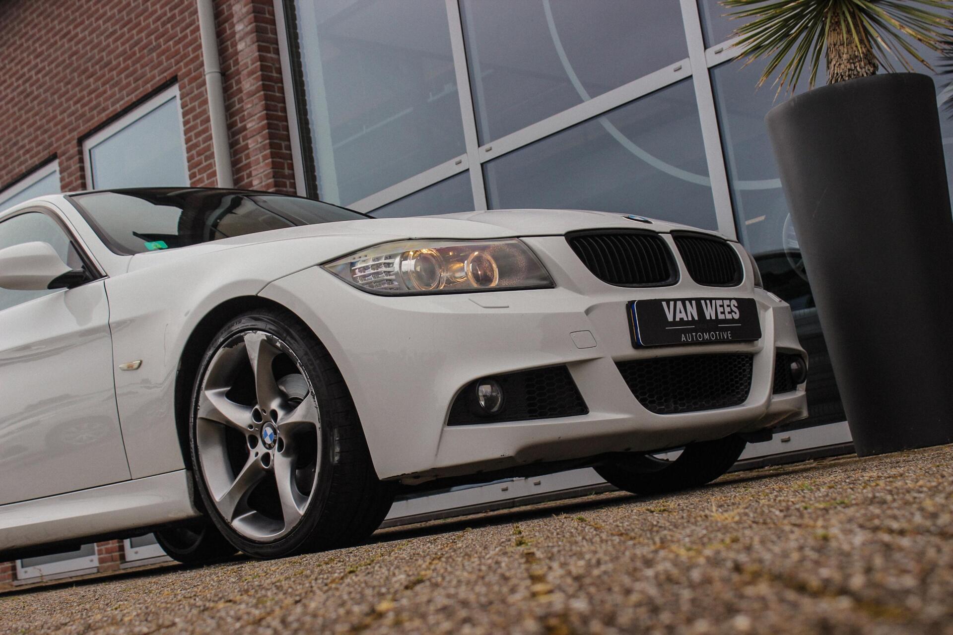 Foto van BMW 325i