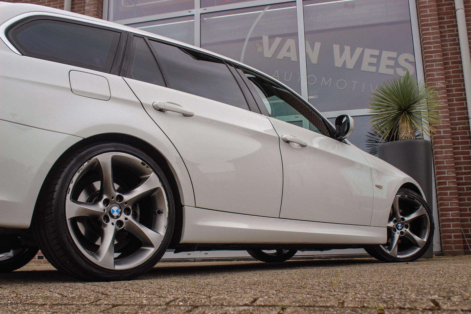 Foto van BMW 325i