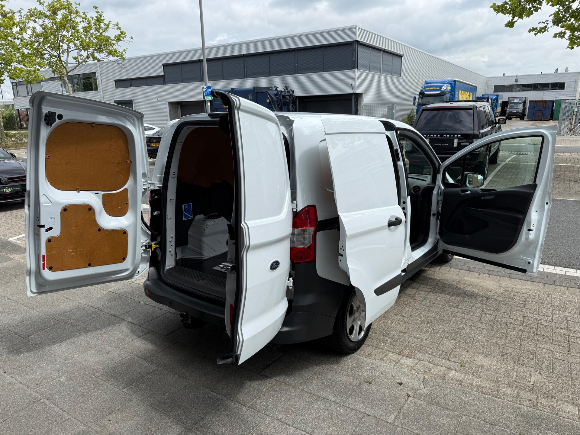 Foto van Ford Transit Courier
