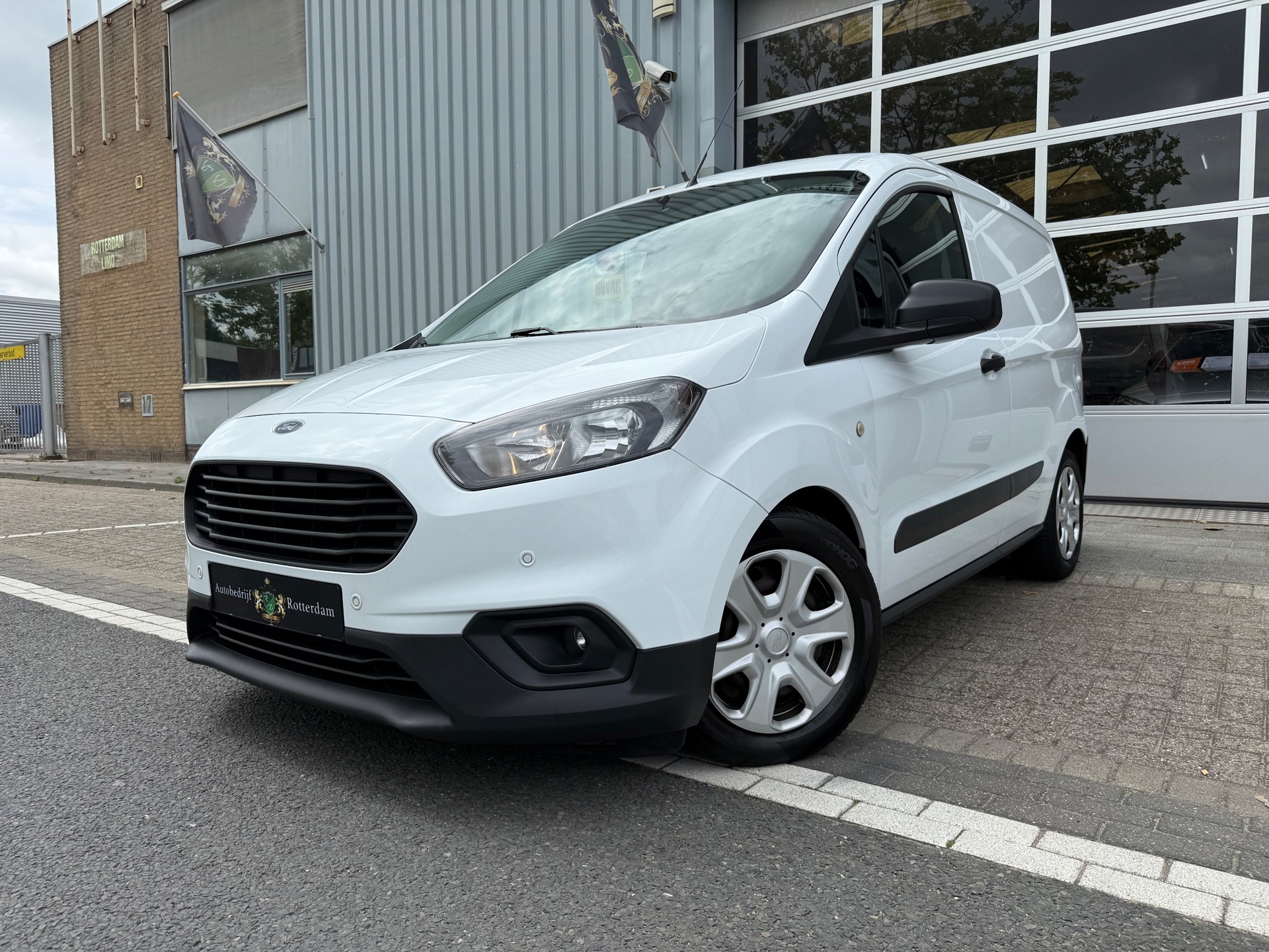 Foto van Ford Transit Courier