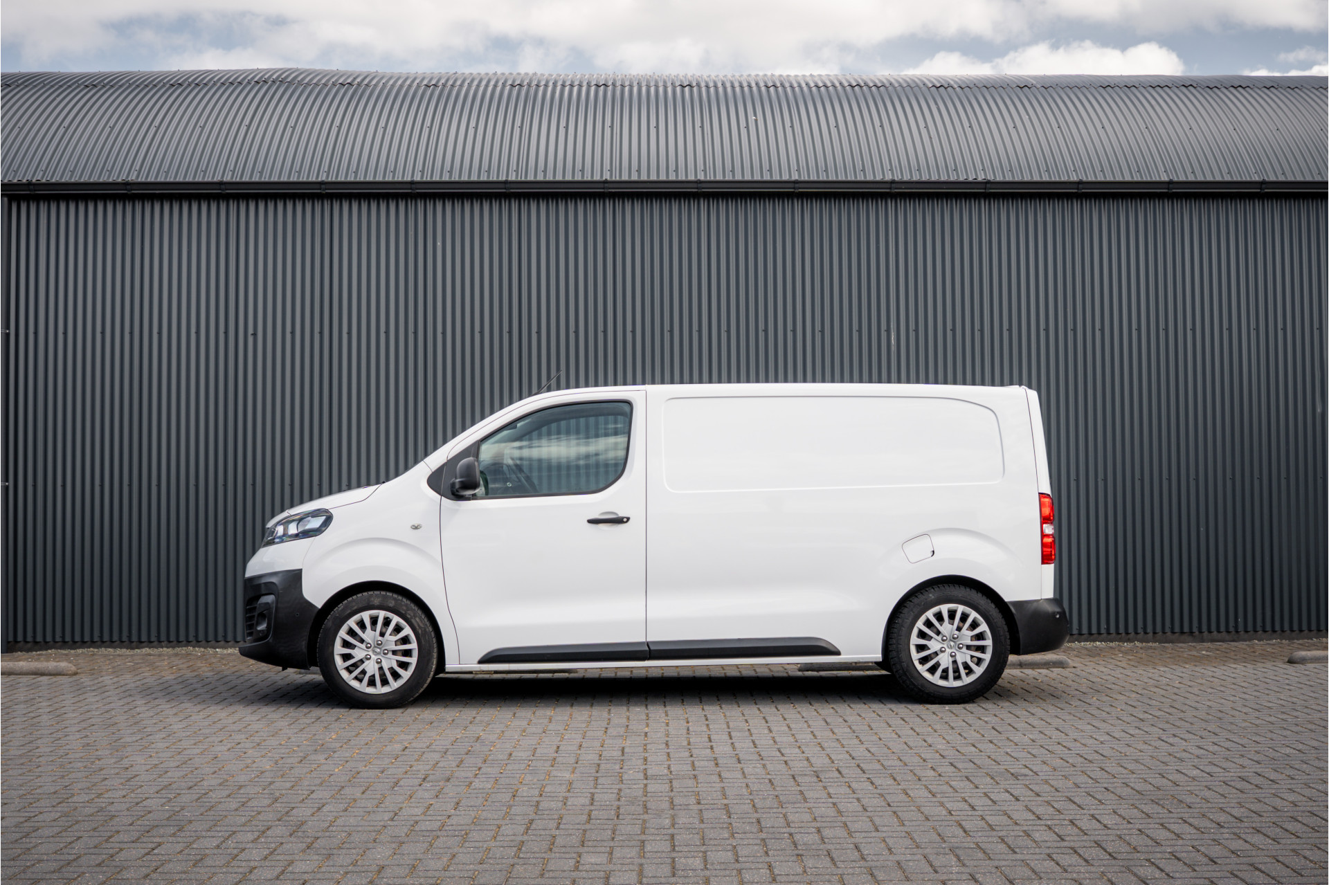 Foto van Opel Vivaro