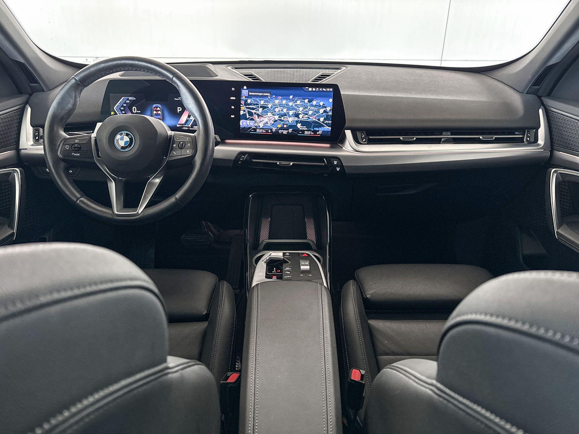 Foto van BMW X1 Xdrive30e