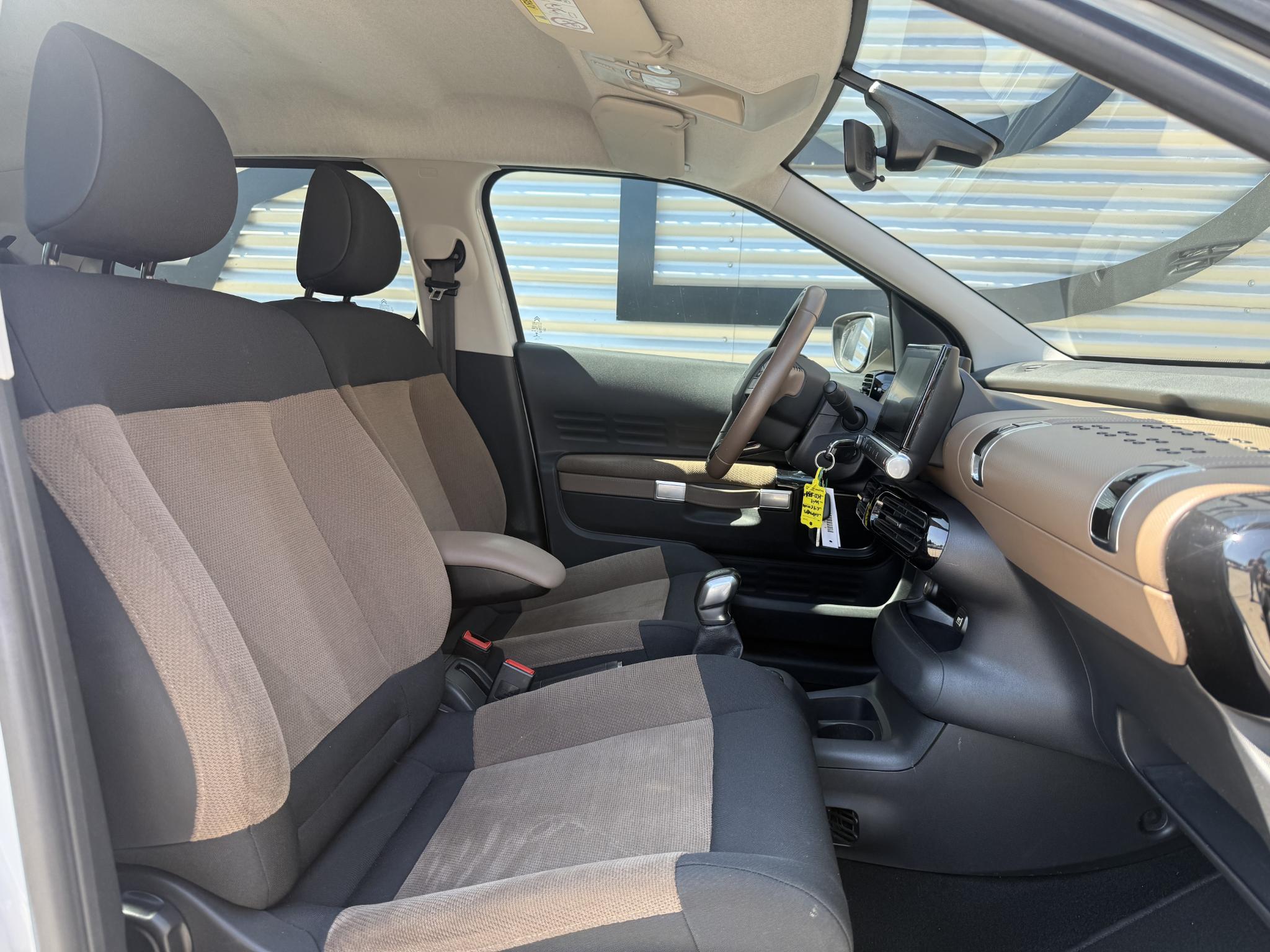 Foto van Citroen C4 Cactus