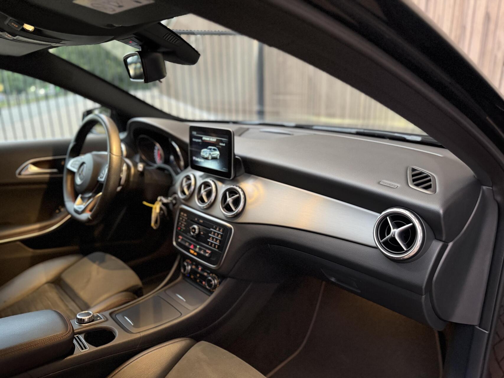 Foto van Mercedes-Benz Gla 180