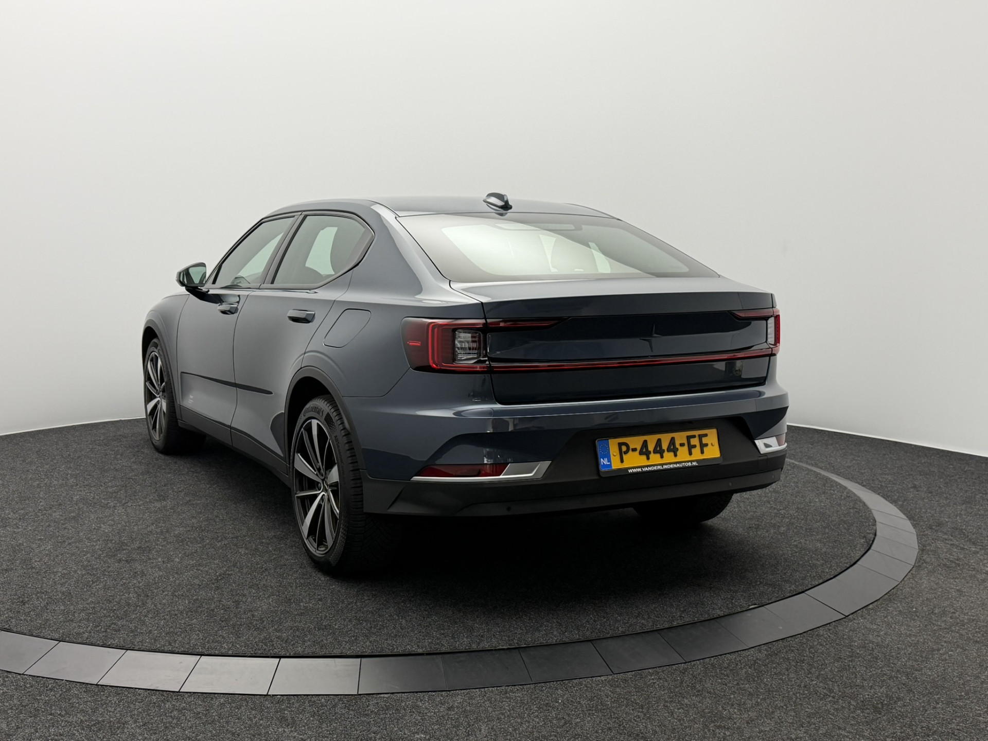 Foto van Polestar Polestar 2
