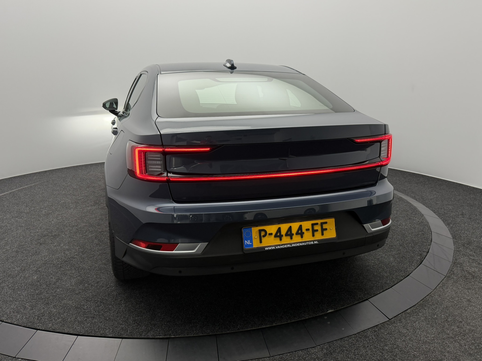 Foto van Polestar Polestar 2