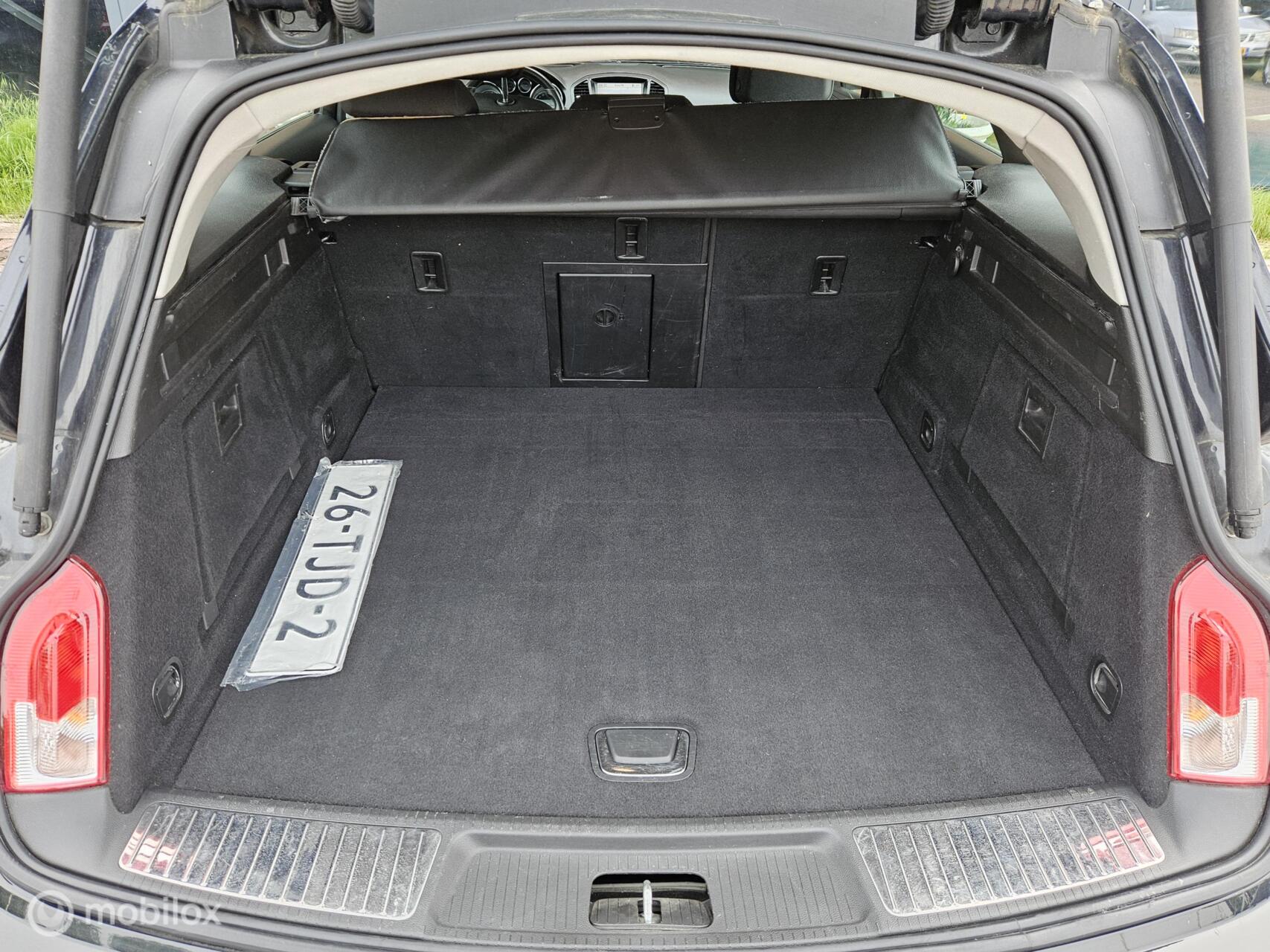 Foto van Opel Insignia Sports Tourer SW