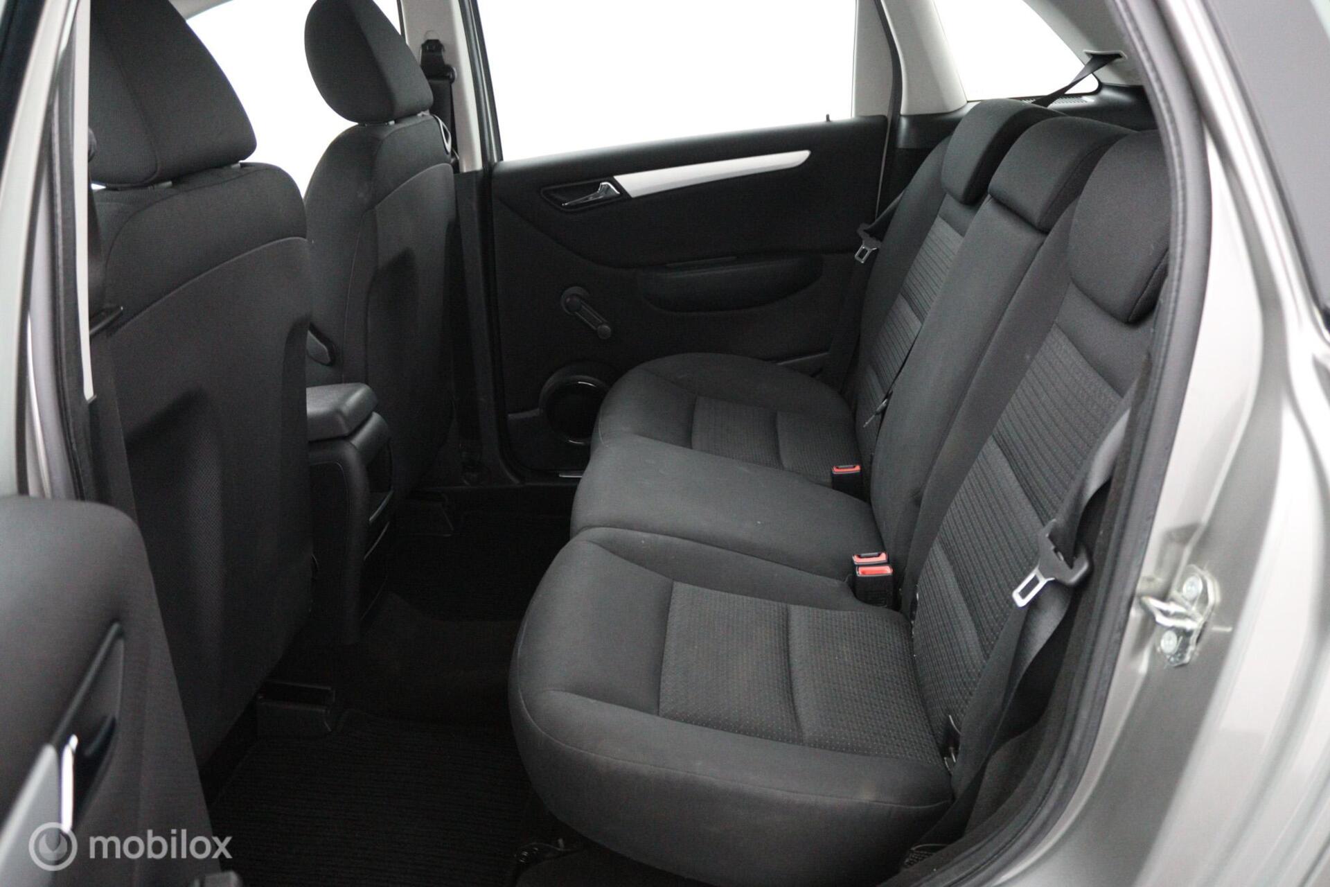 Foto van Mercedes-Benz B 150