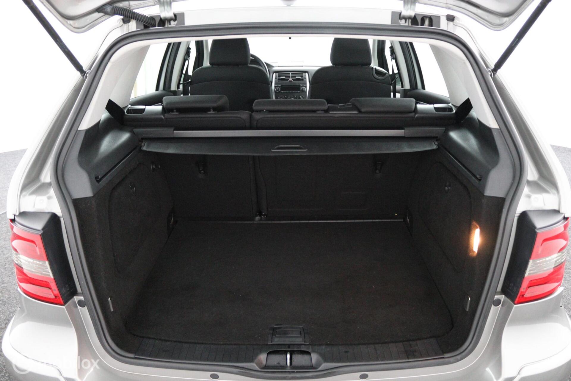 Foto van Mercedes-Benz B 150