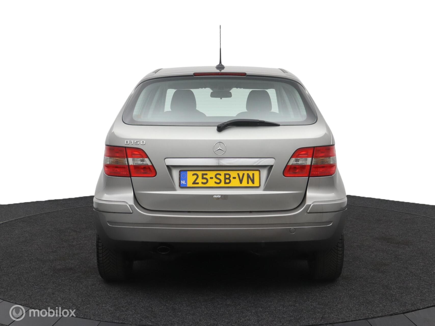 Foto van Mercedes-Benz B 150
