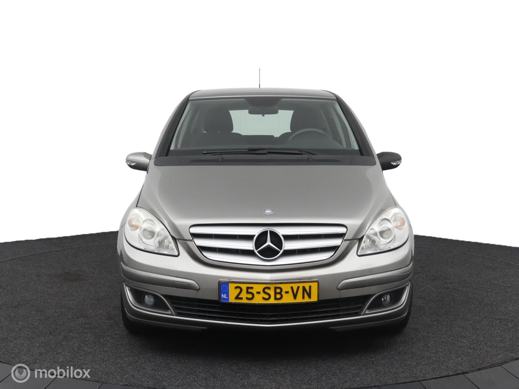 Foto van Mercedes-Benz B 150