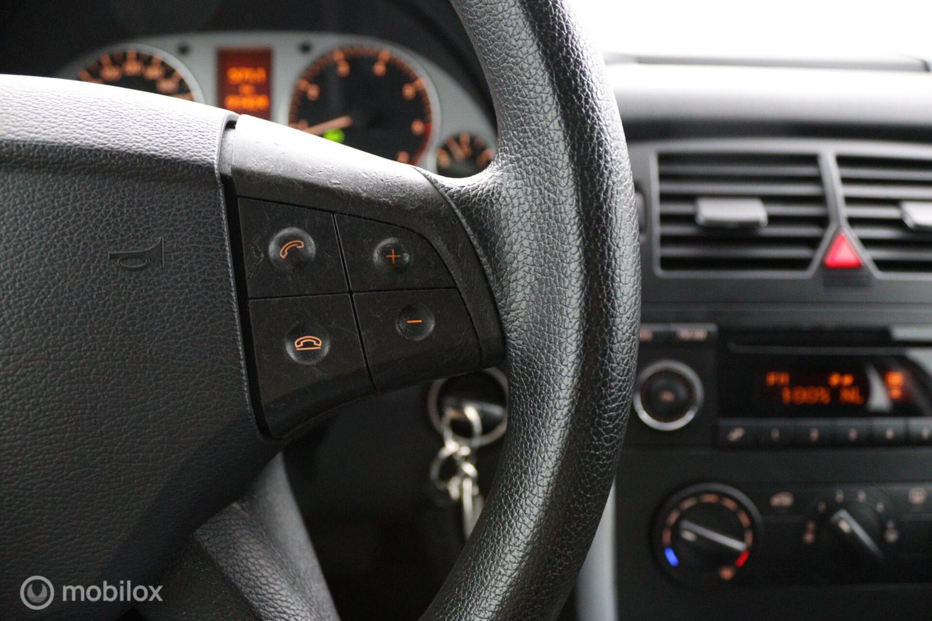 Foto van Mercedes-Benz B 150