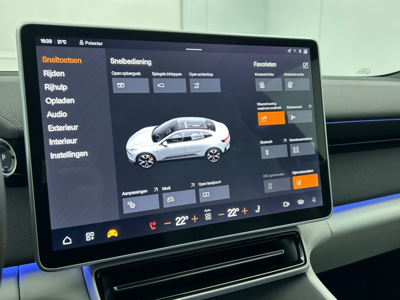 Foto van Polestar Polestar 4