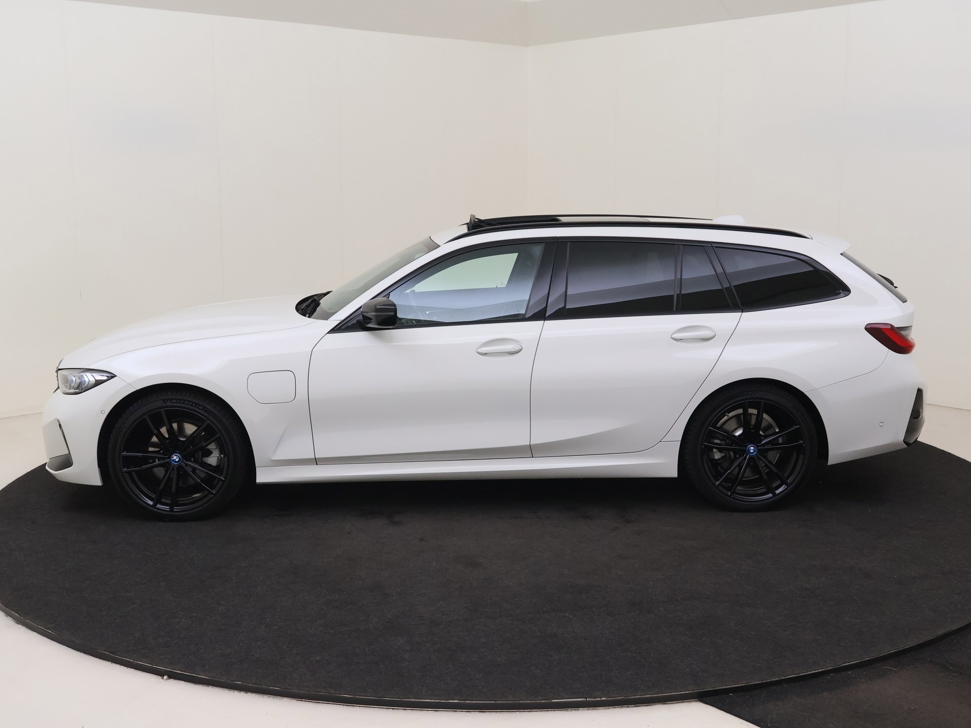 Foto van BMW 330e