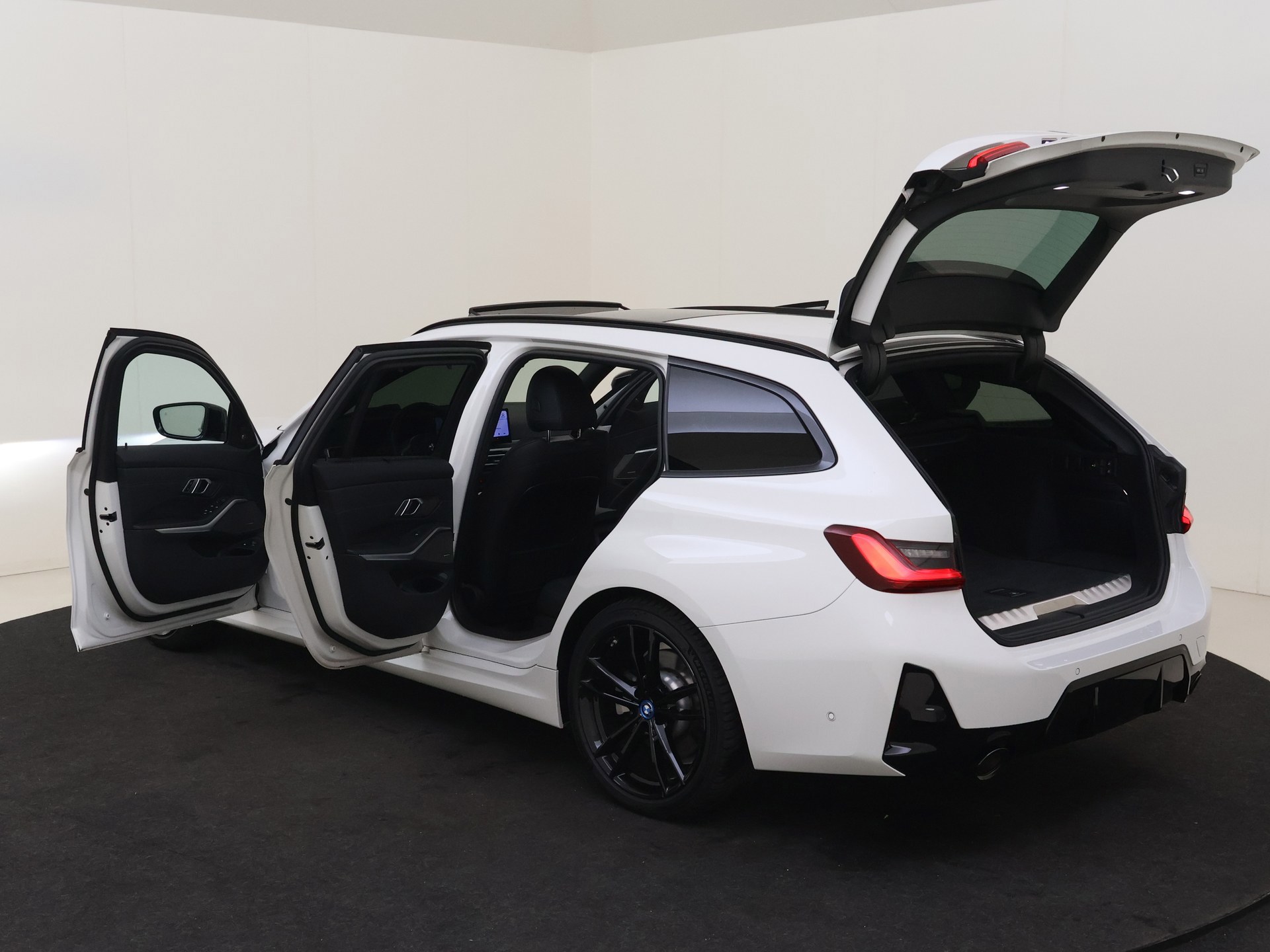 Foto van BMW 330e