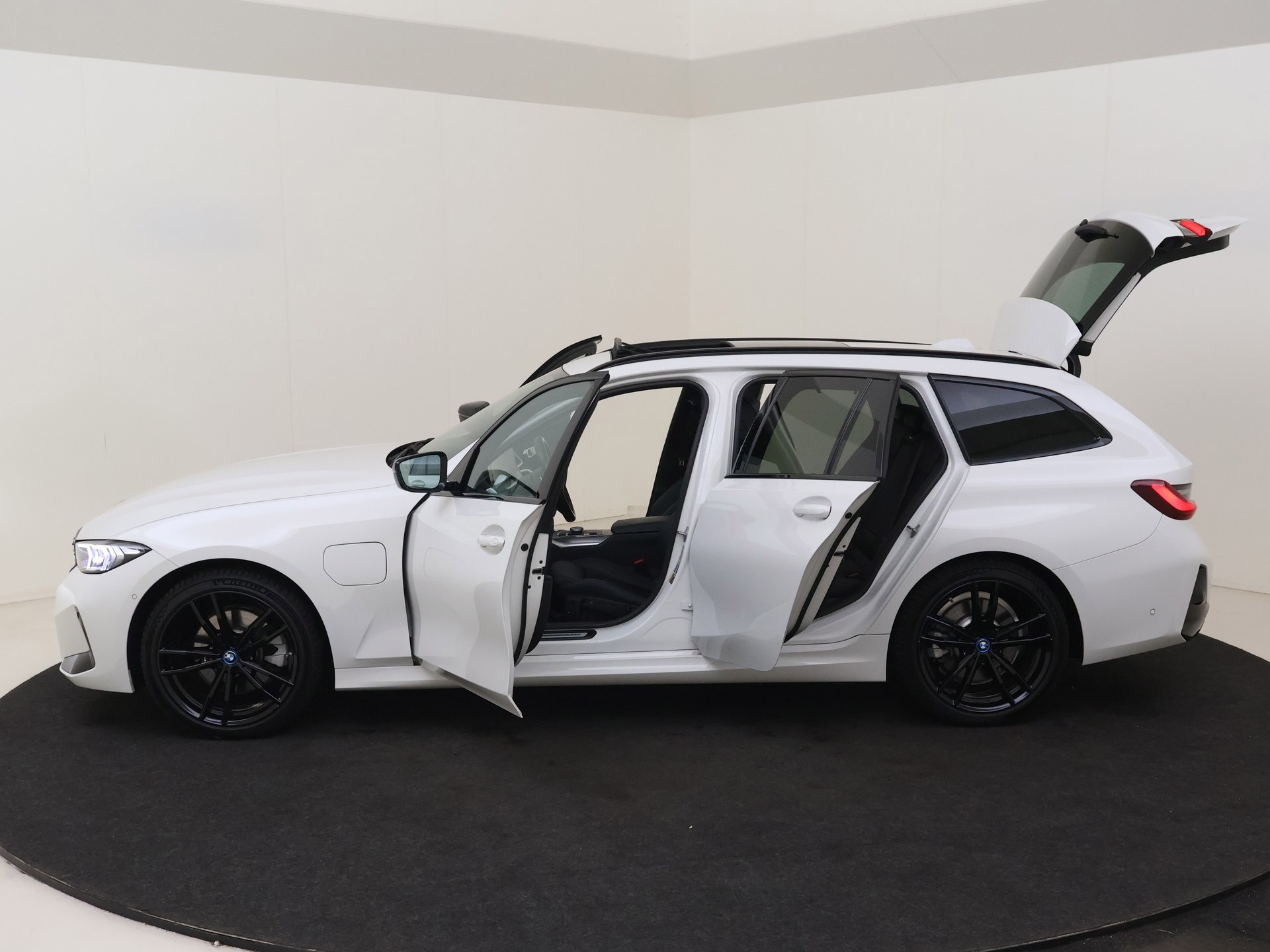 Foto van BMW 330e