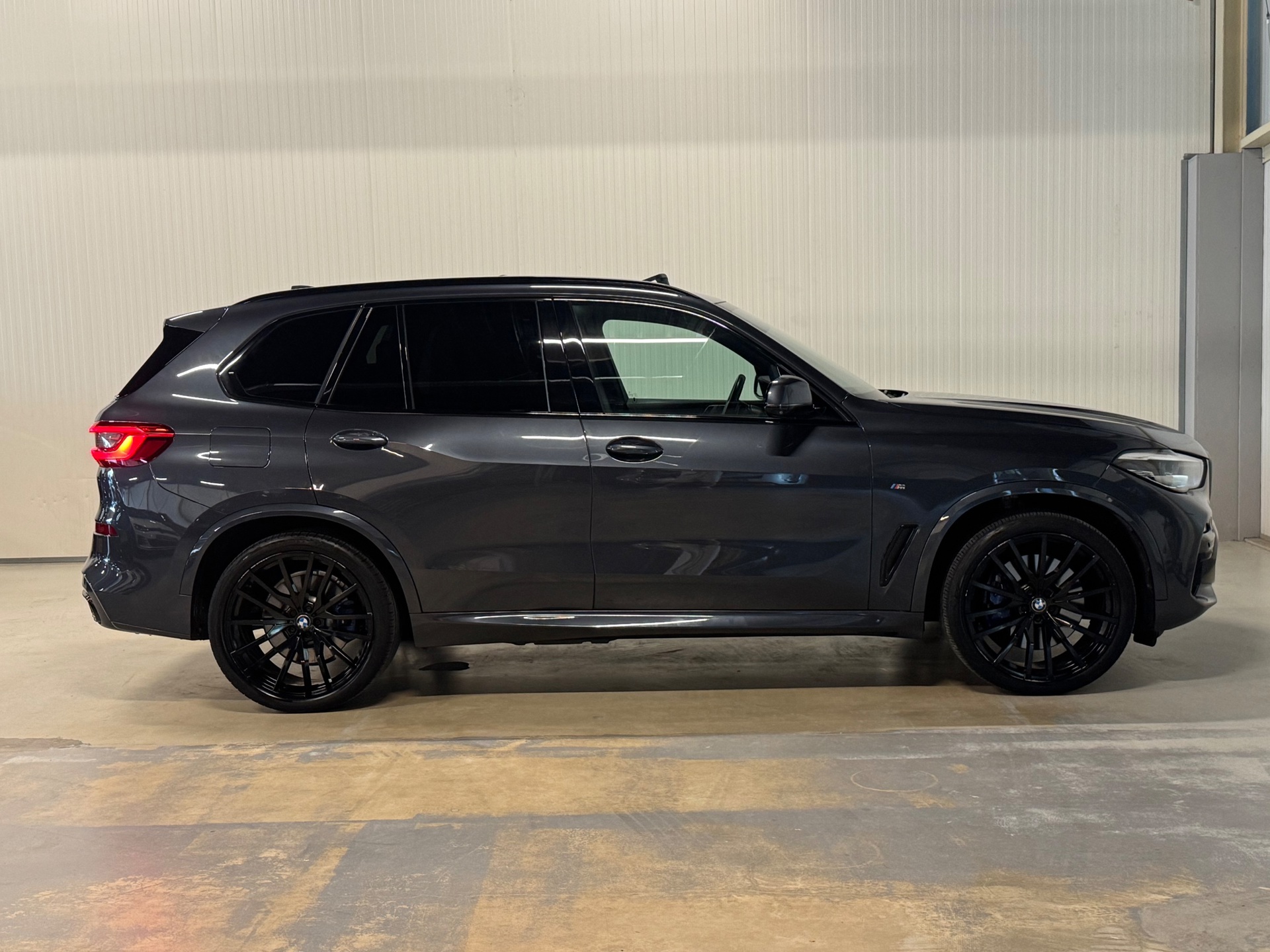 Foto van BMW X5 Xdrive45e