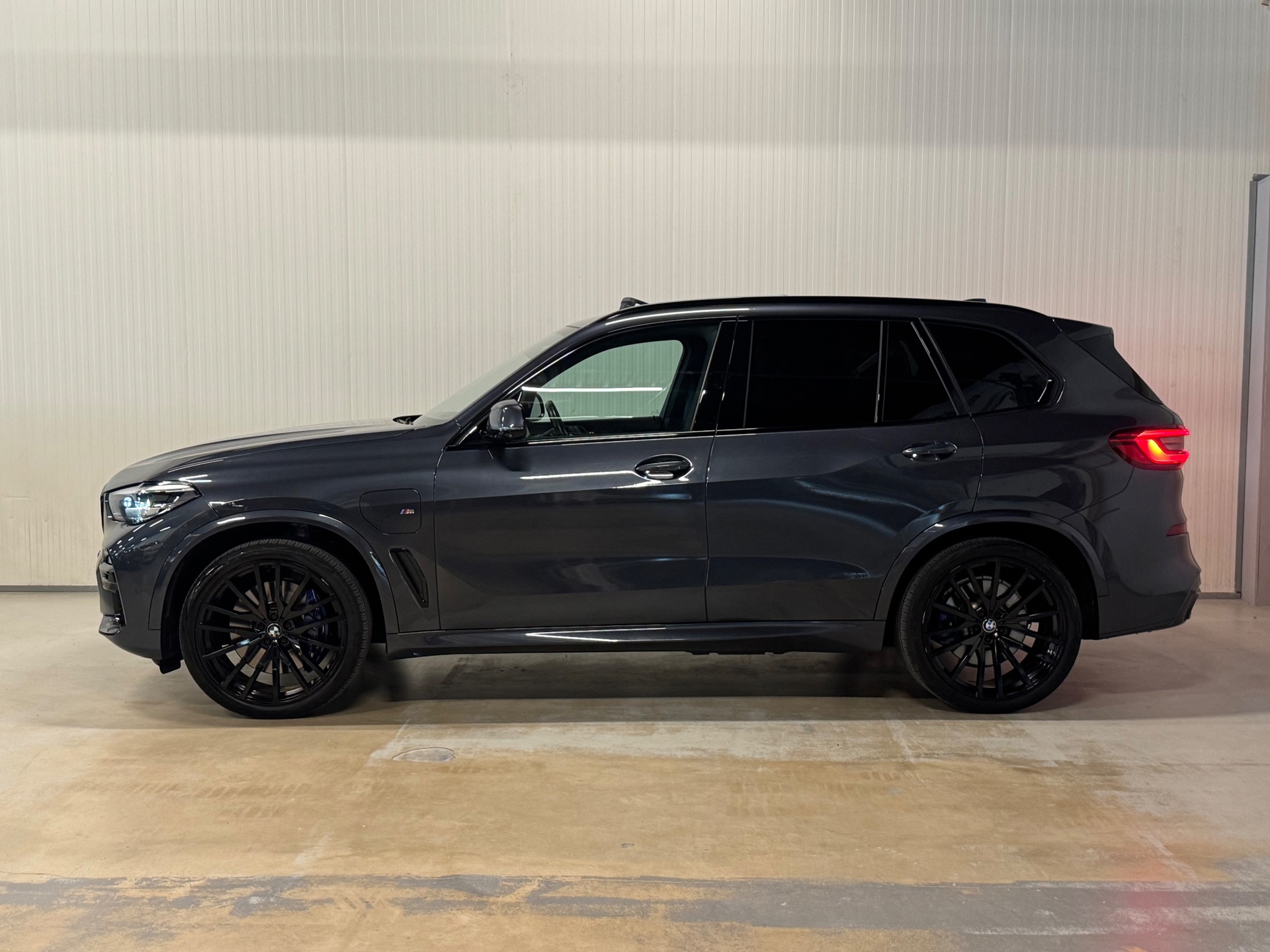 Foto van BMW X5 Xdrive45e