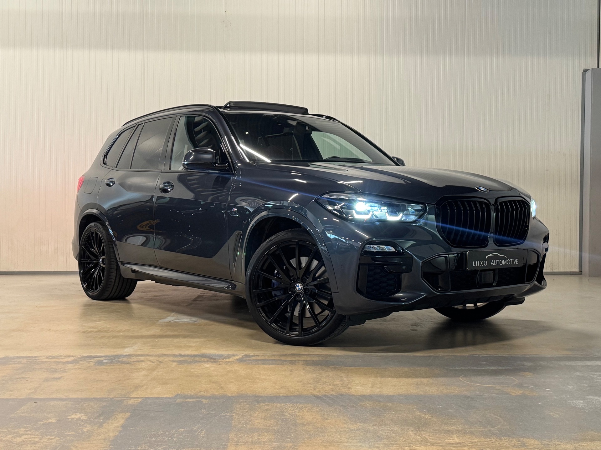 Foto van BMW X5 Xdrive45e