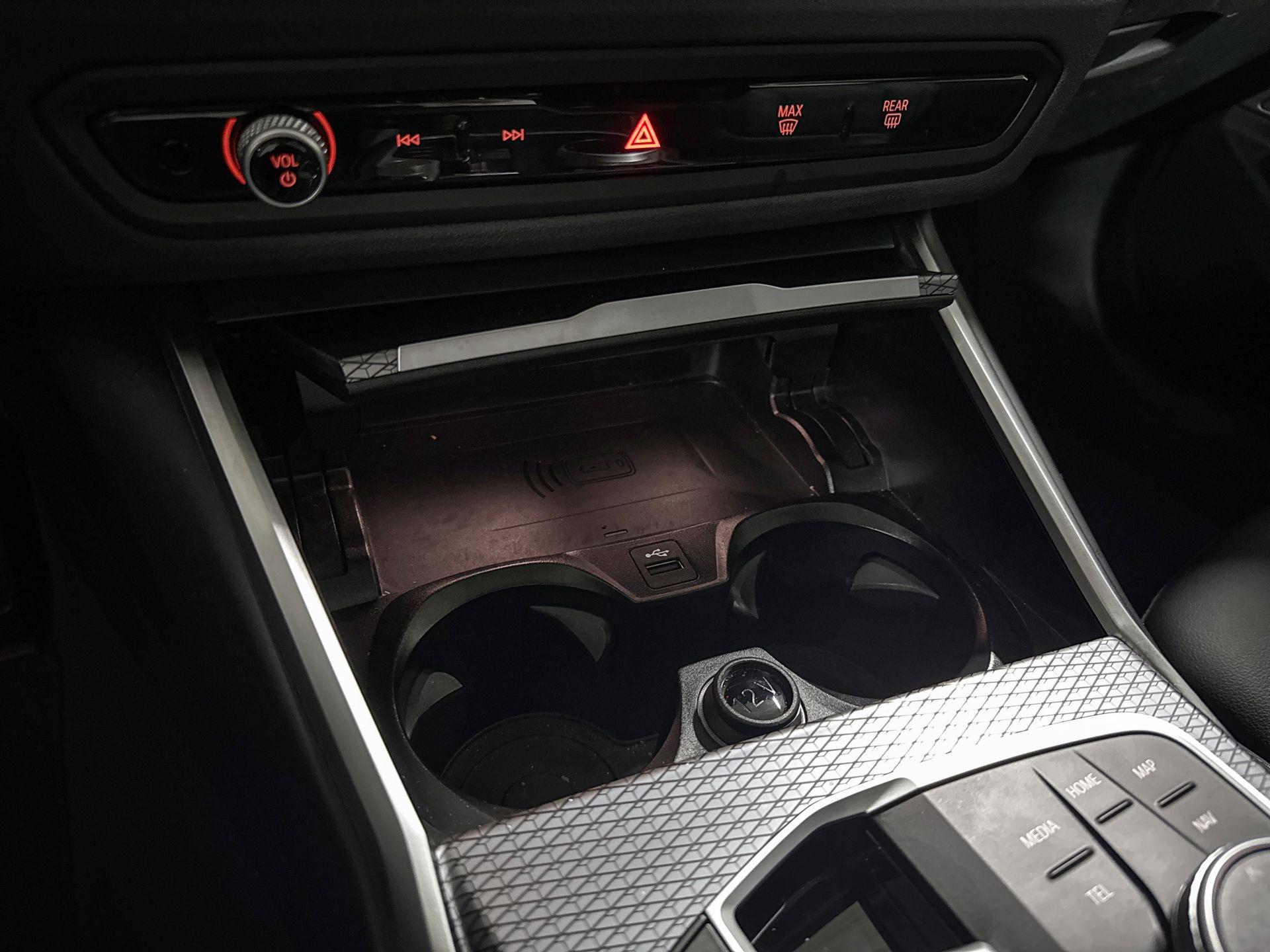 Foto van BMW 330i xDrive
