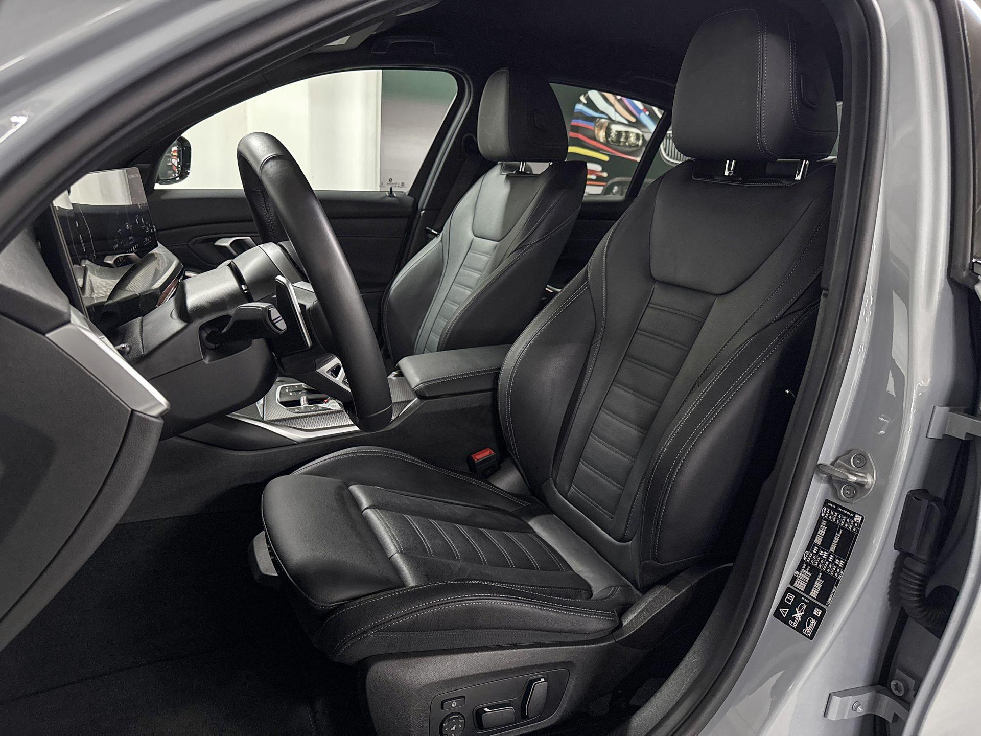 Foto van BMW 330i xDrive