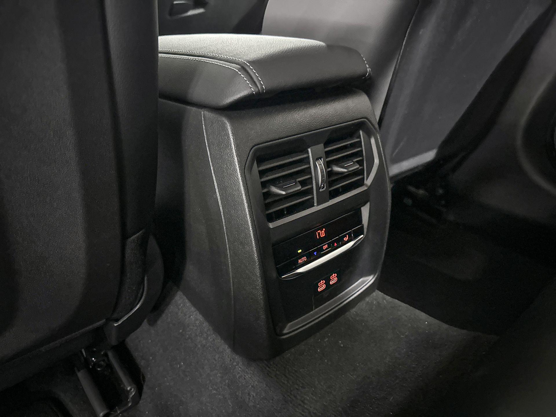 Foto van BMW 330i xDrive
