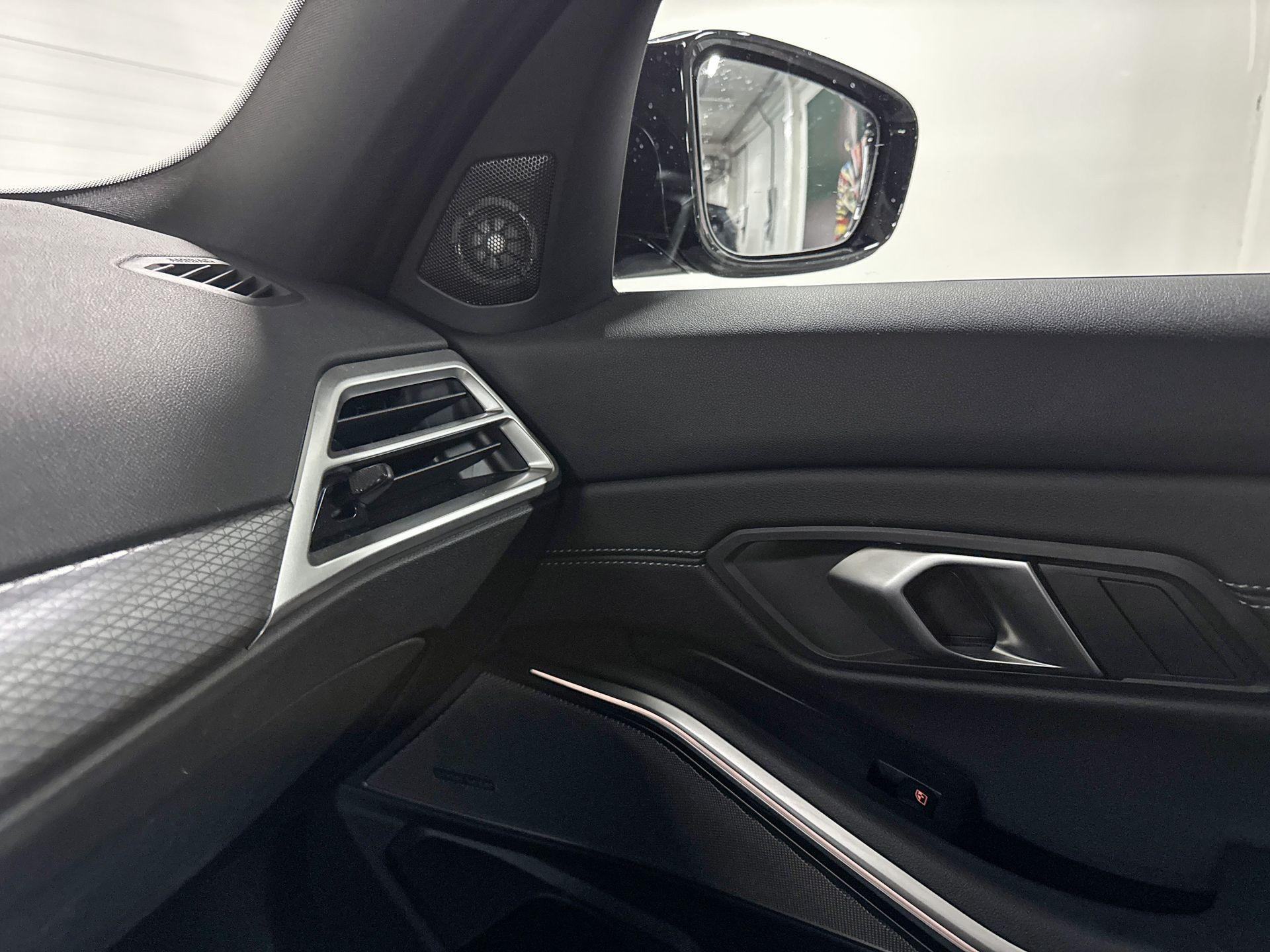 Foto van BMW 330i xDrive