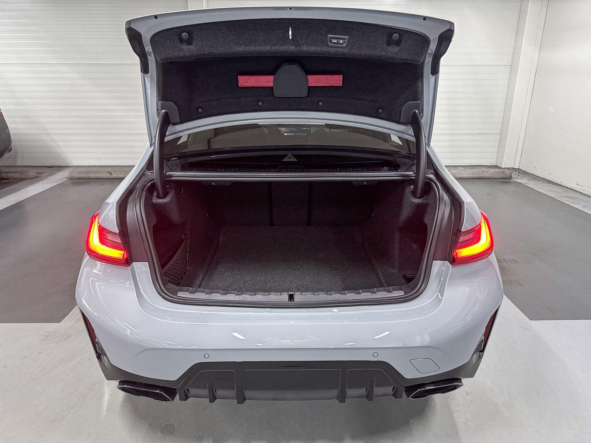 Foto van BMW 330i xDrive