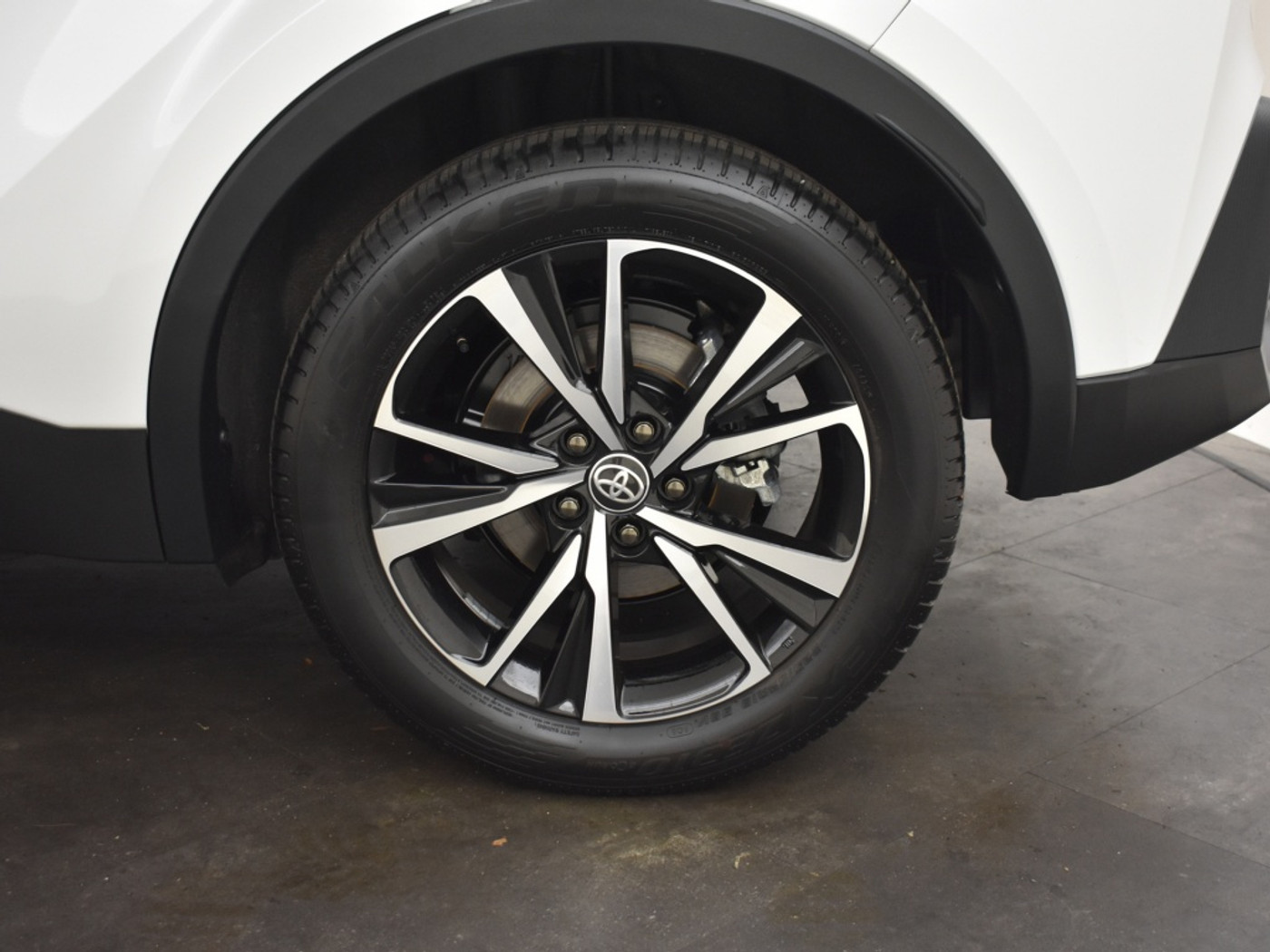 Foto van Toyota Toyota C-hr