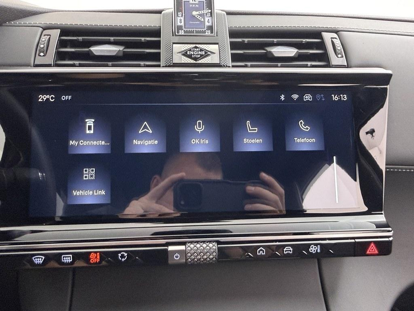 Foto van DS Ds7