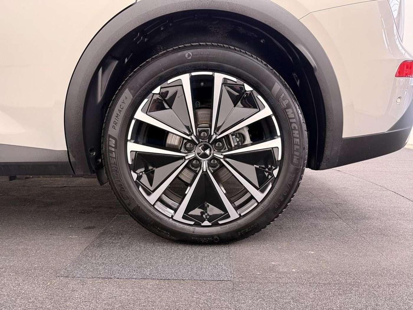 Foto van DS Ds7