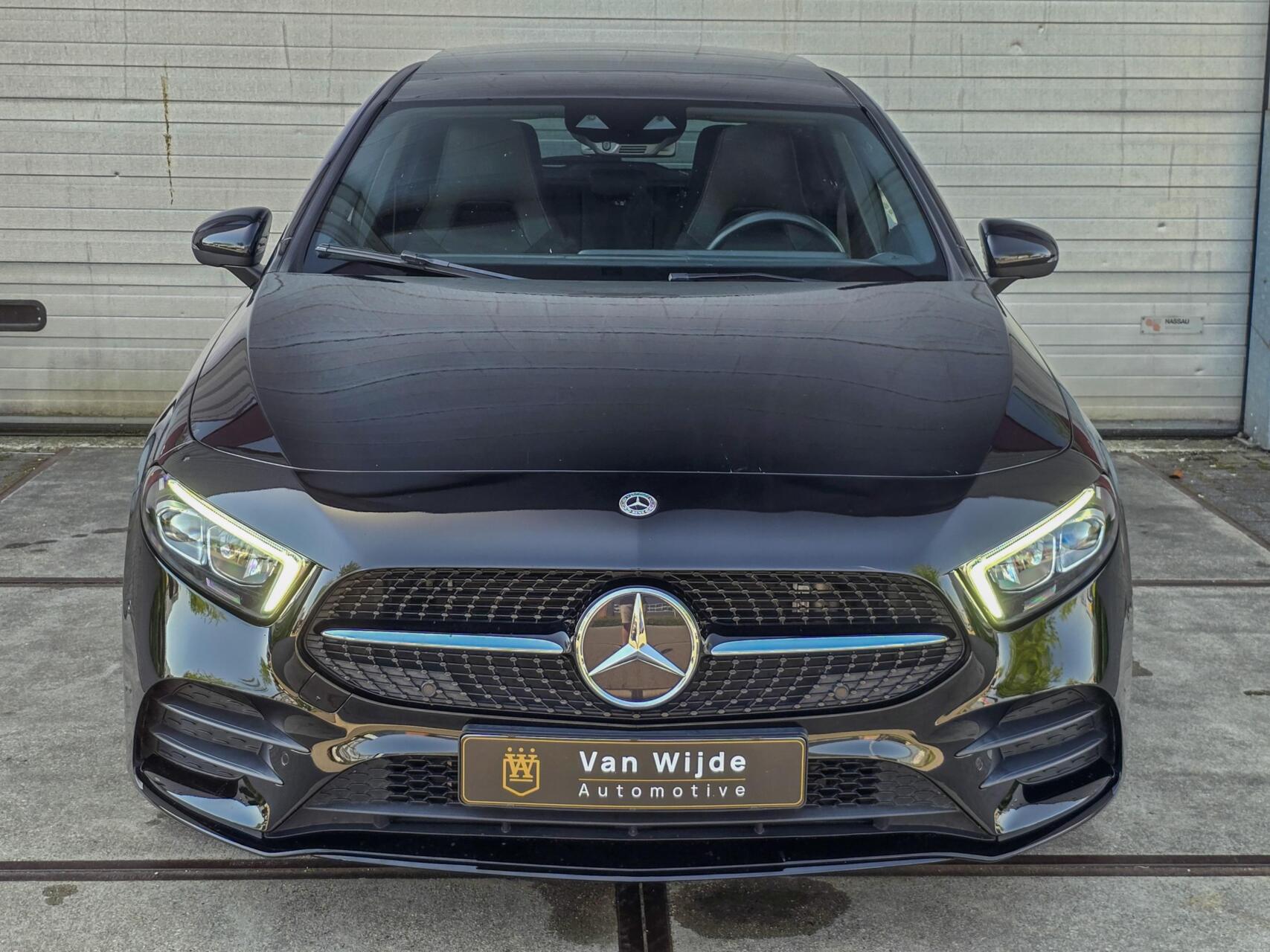 Foto van Mercedes-Benz A 250 E