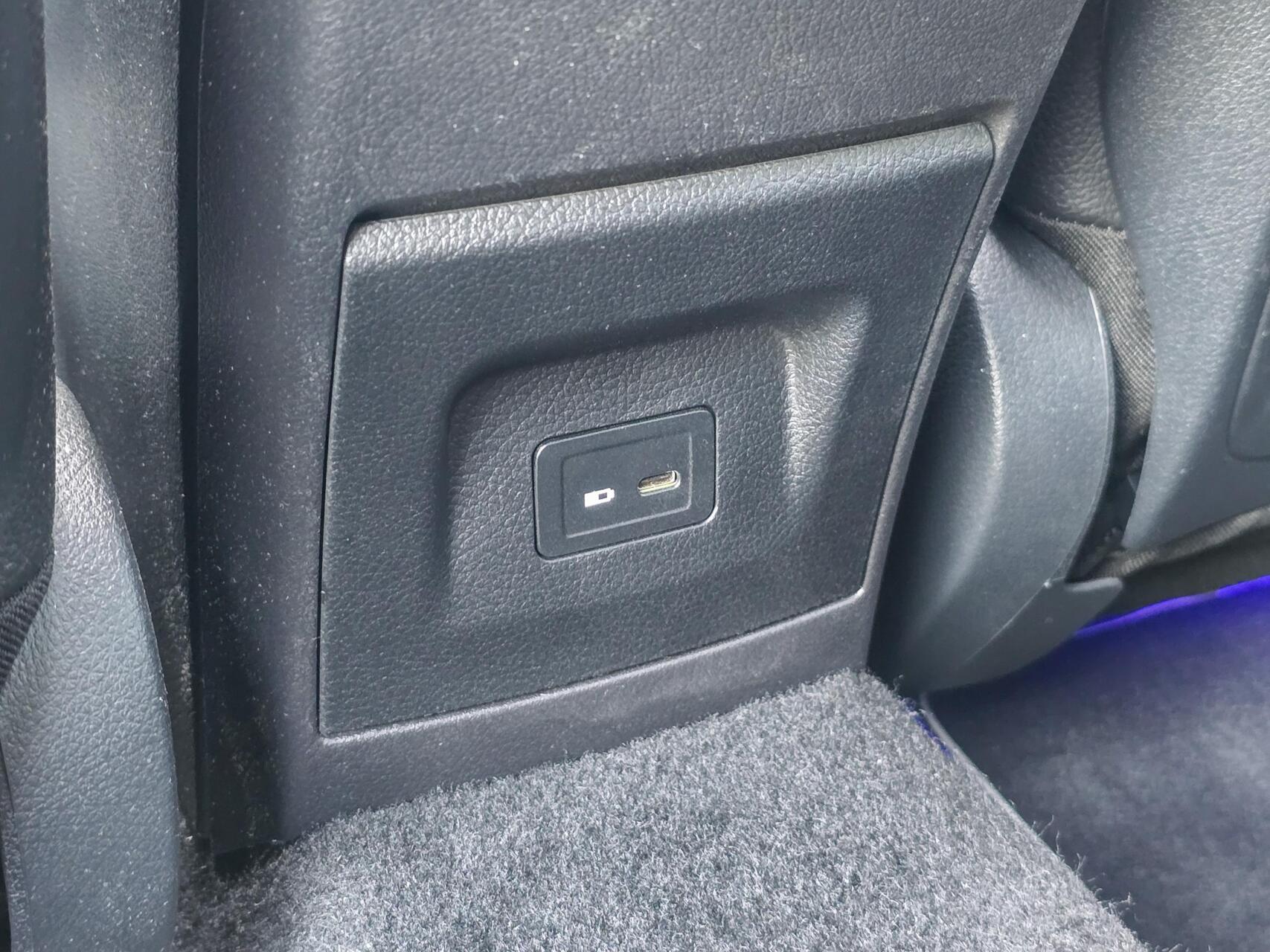 Foto van Mercedes-Benz A 250 E