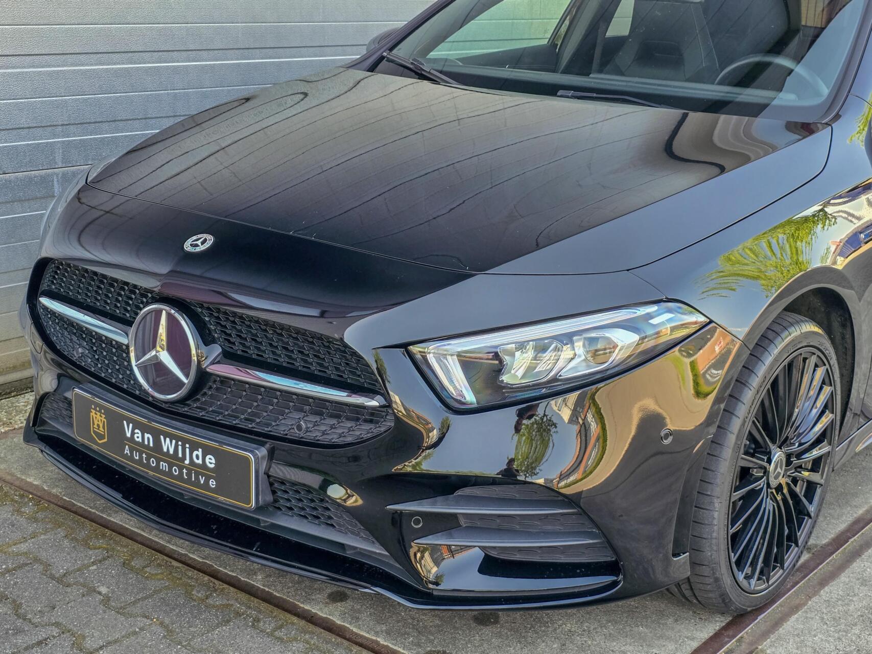 Foto van Mercedes-Benz A 250 E