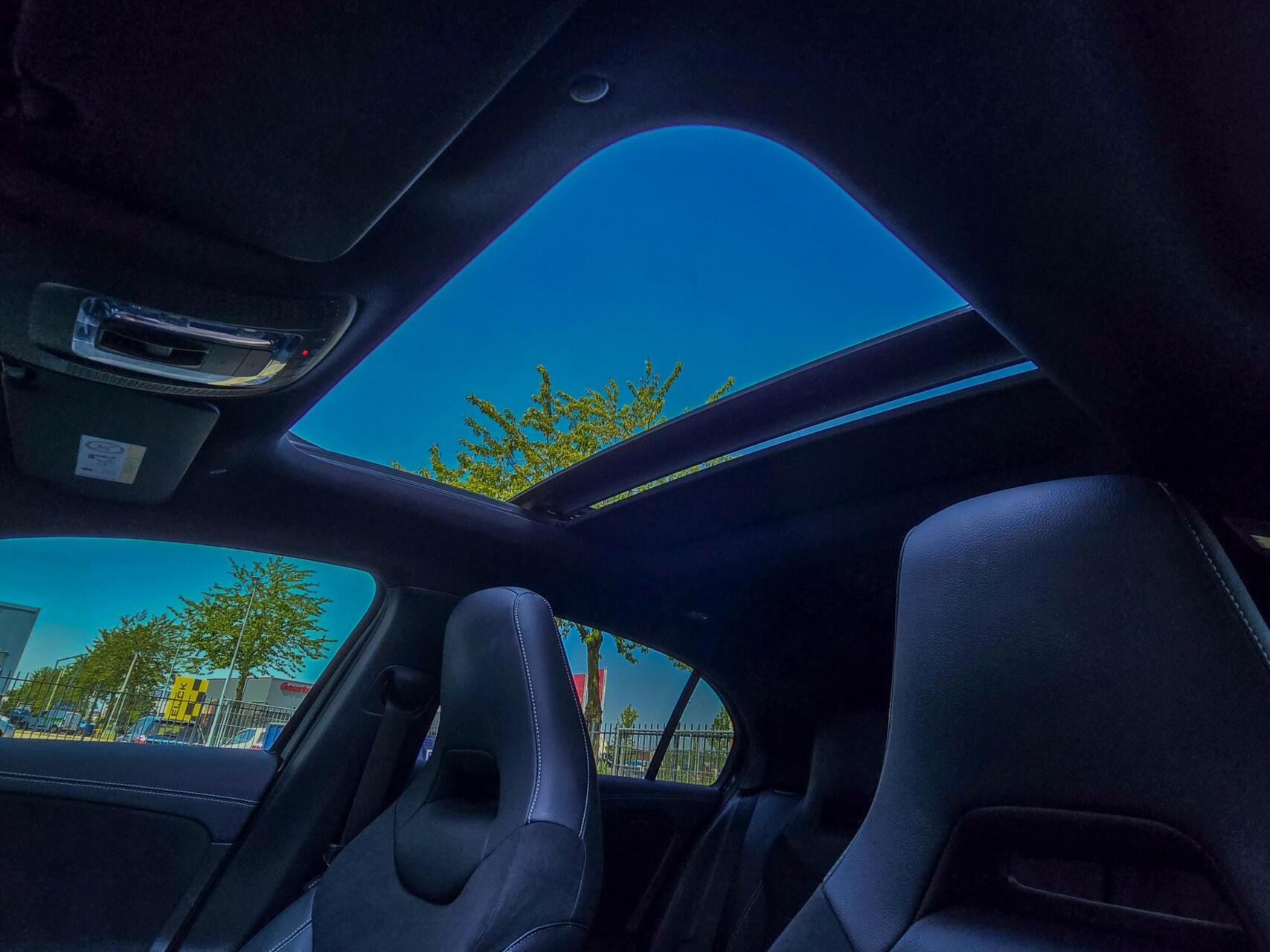 Foto van Mercedes-Benz A 250 E