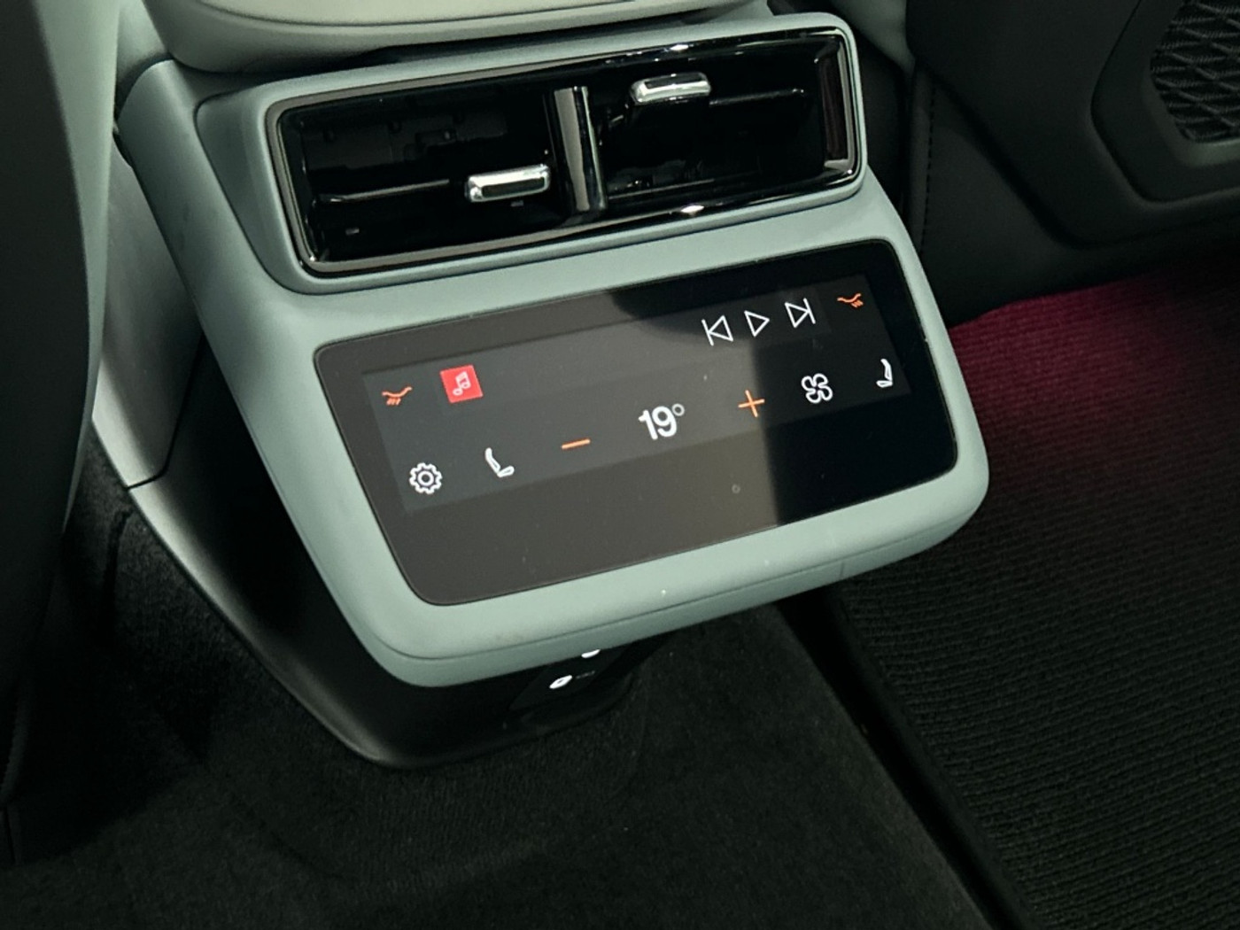 Foto van Polestar 4