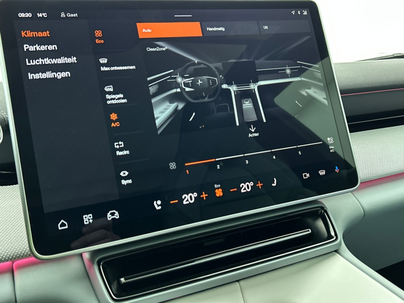 Foto van Polestar 4