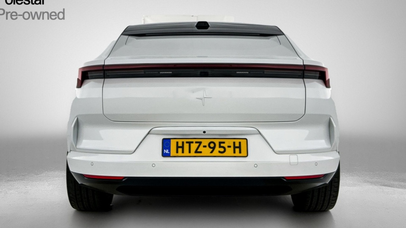Foto van Polestar 4