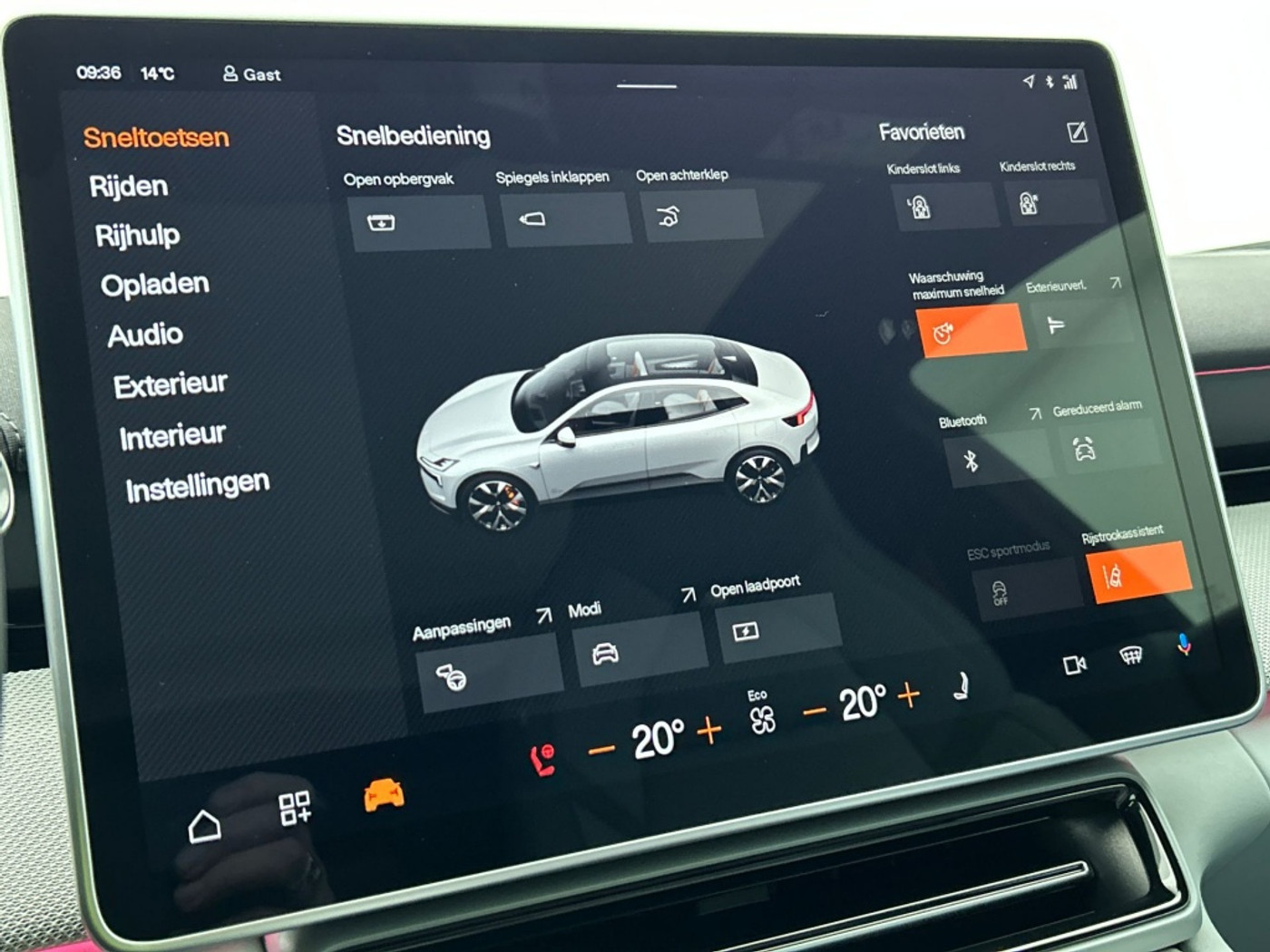 Foto van Polestar 4