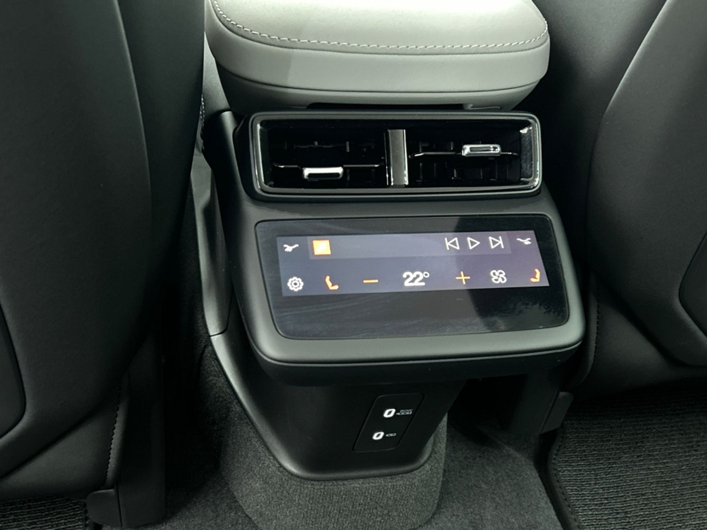 Foto van Polestar Polestar 4