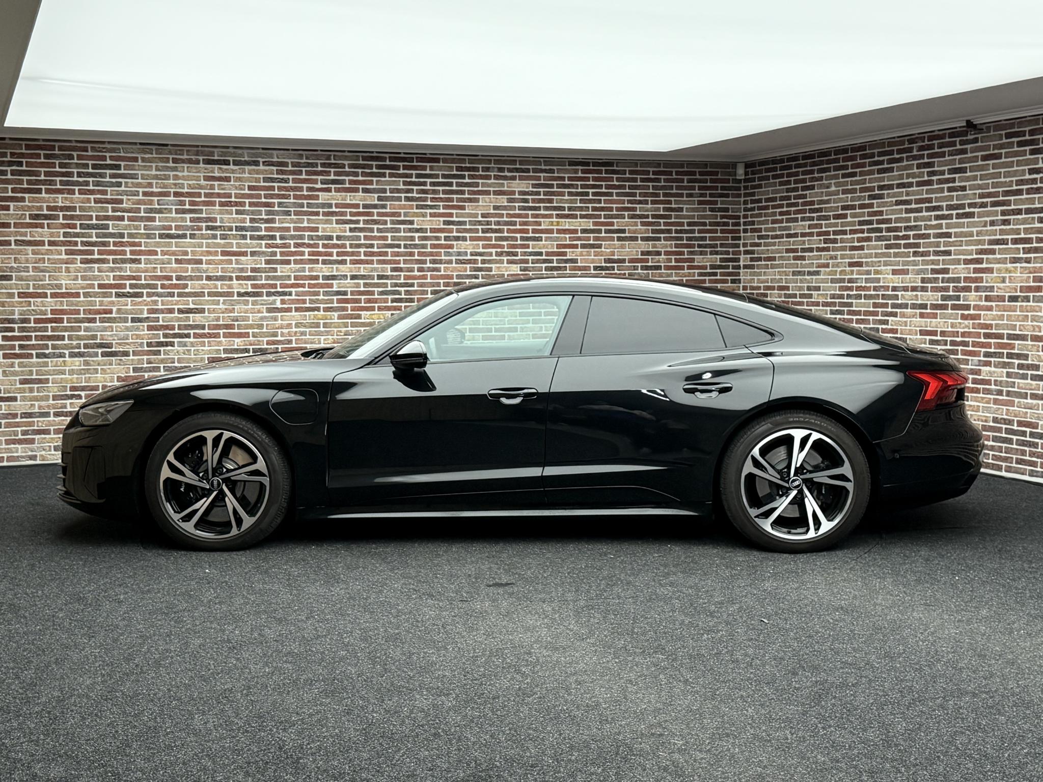 Foto van Audi RS E-tron GT