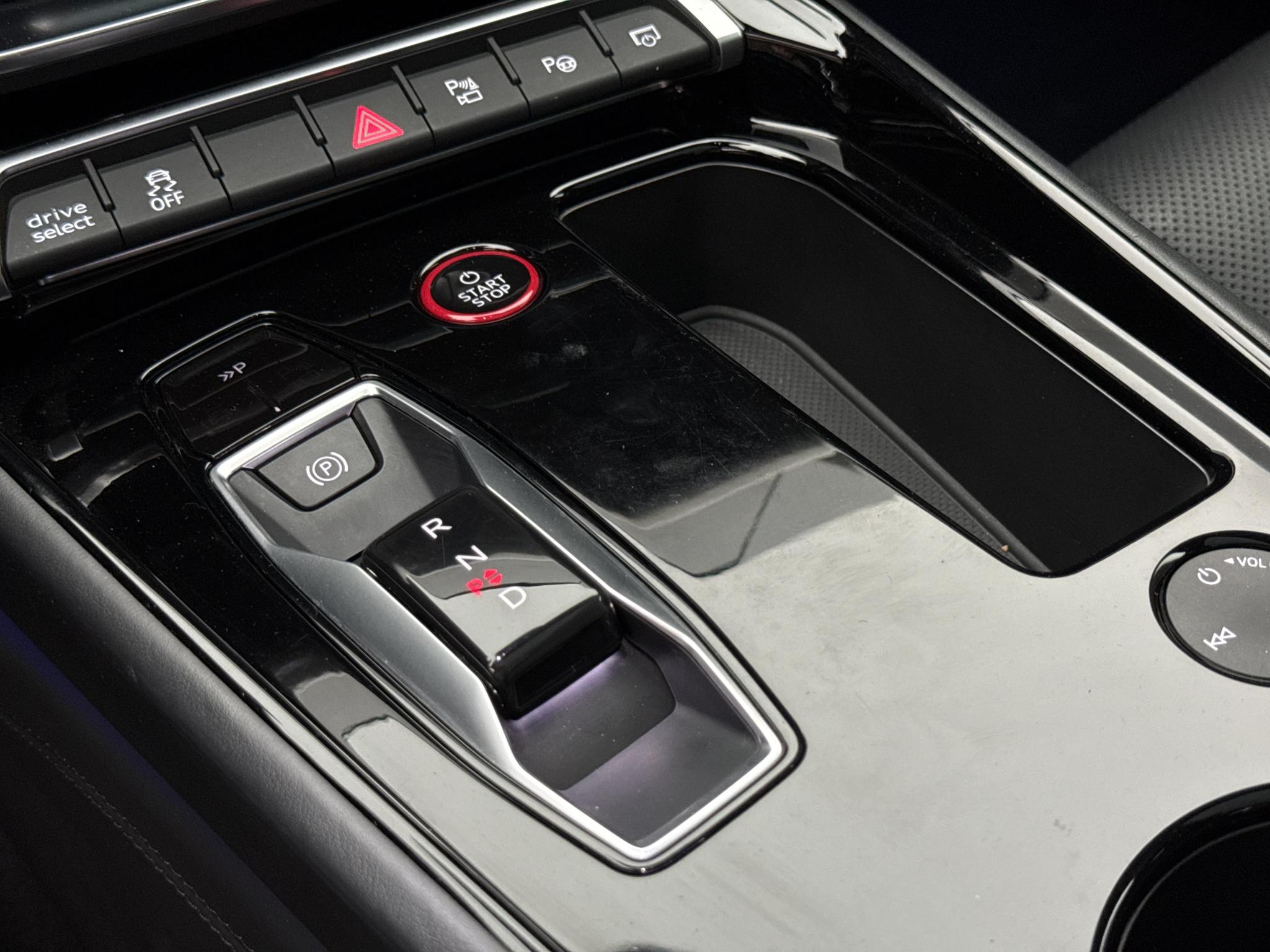 Foto van Audi RS E-tron GT