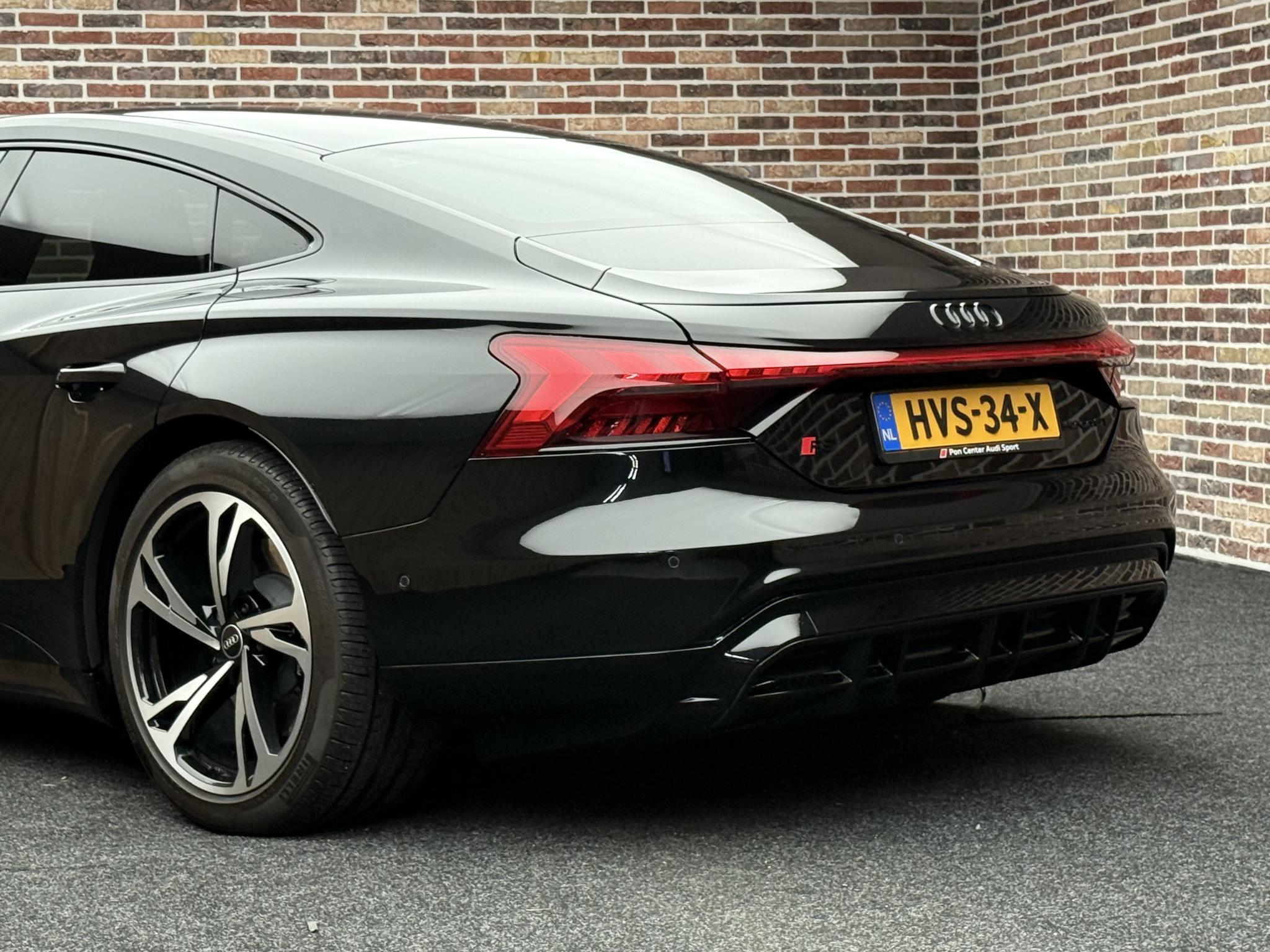 Foto van Audi RS E-tron GT