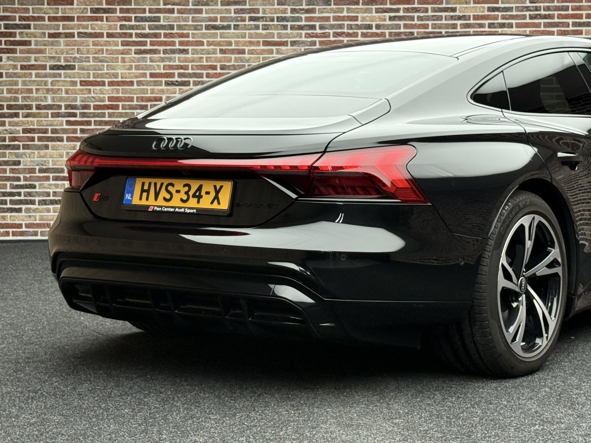 Foto van Audi RS E-tron GT