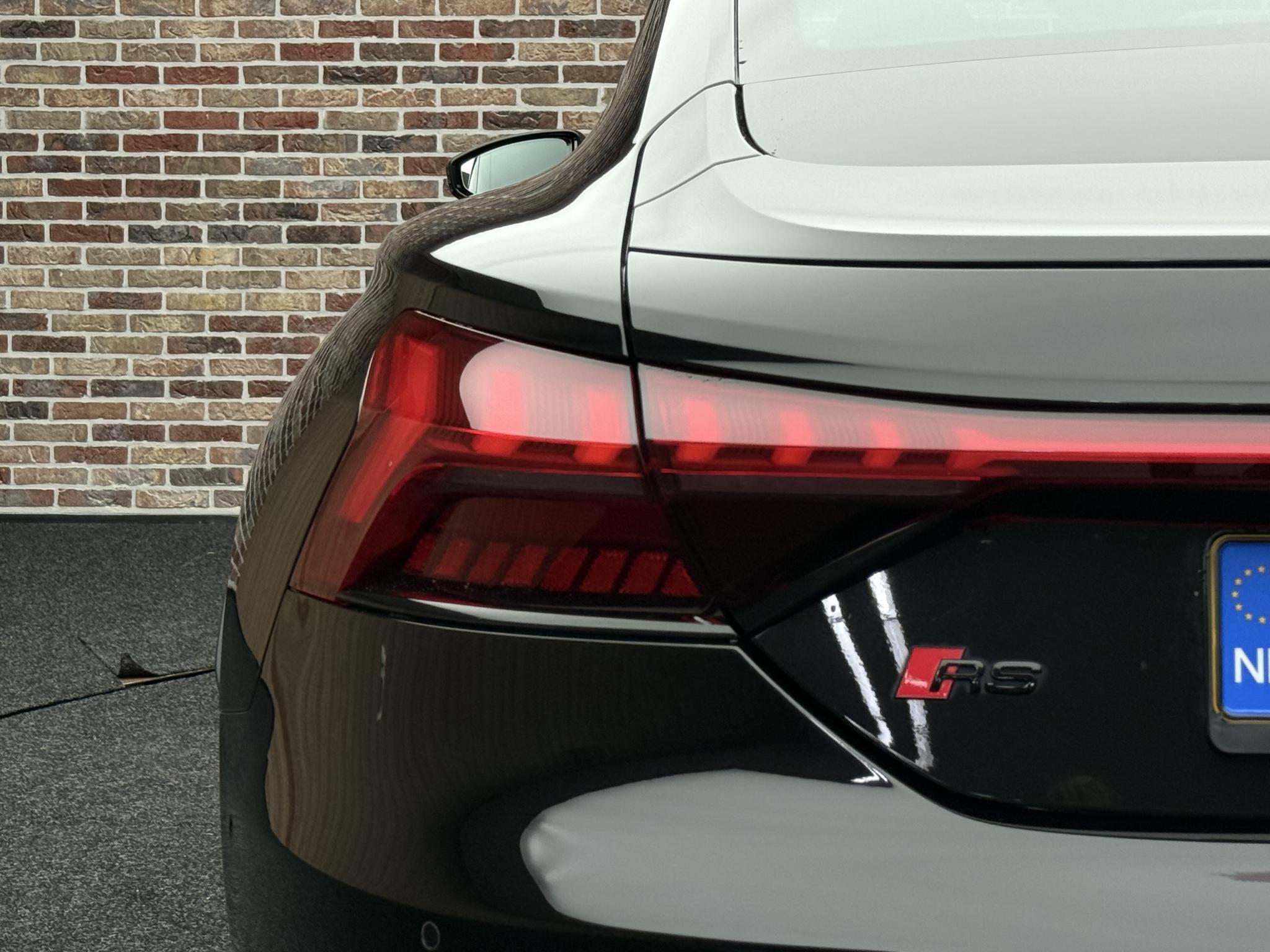 Foto van Audi RS E-tron GT